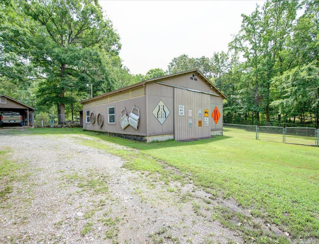 32 Cinnamon Lane Mount Ida, AR 71957
