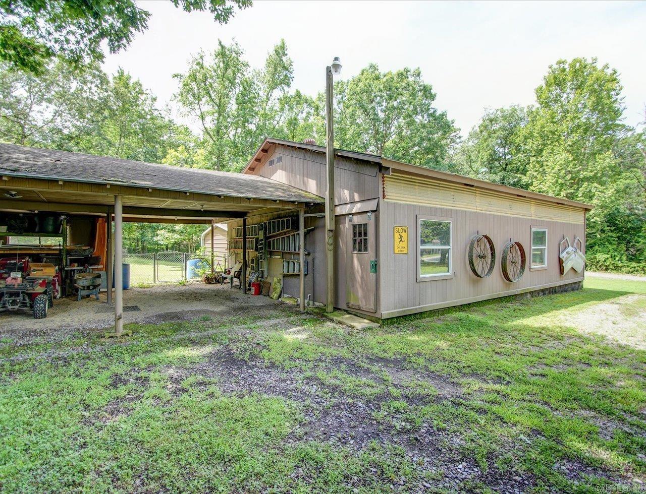 32 Cinnamon Lane Mount Ida, AR 71957