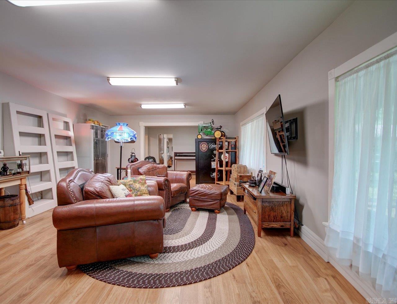 32 Cinnamon Lane Mount Ida, AR 71957