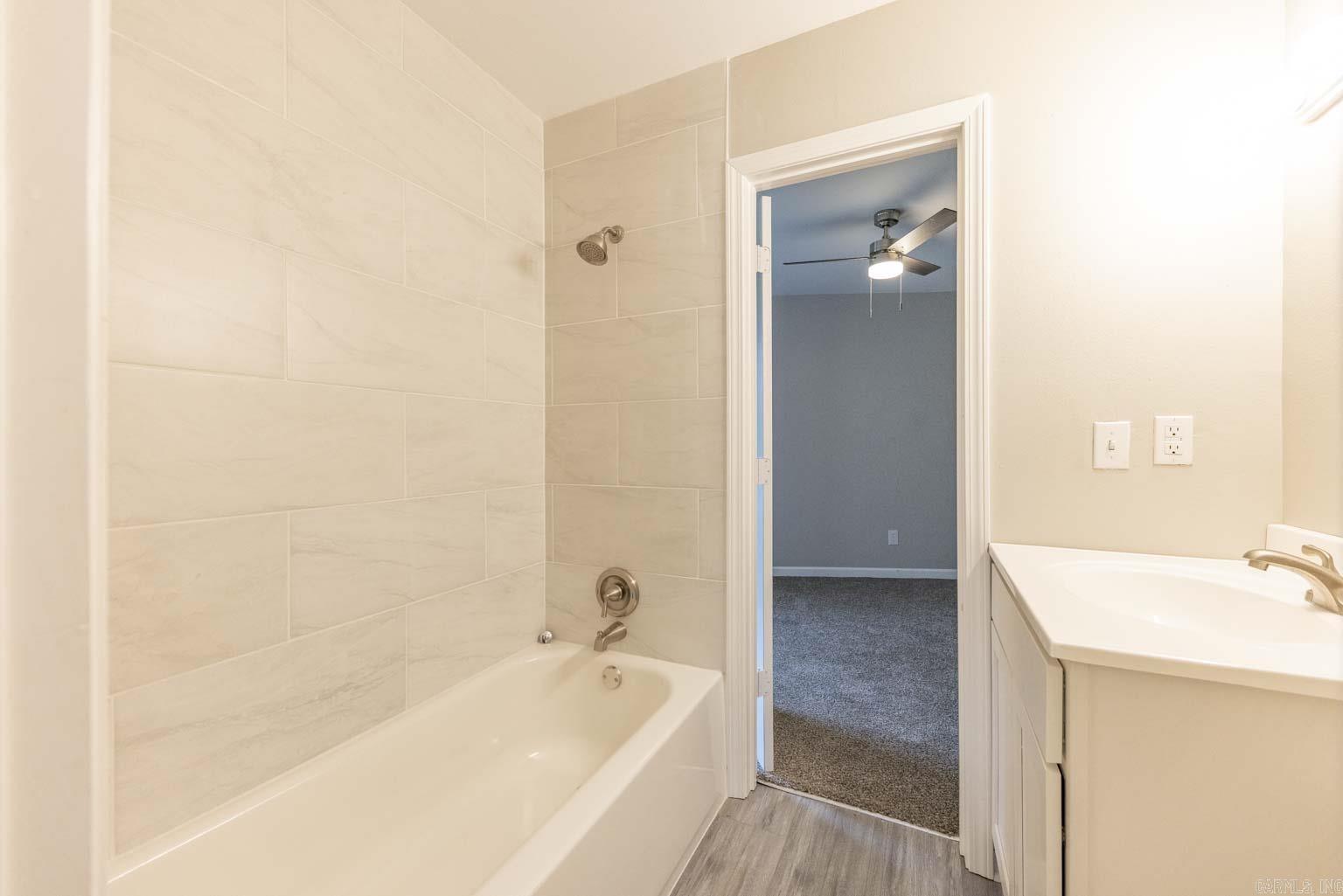 205 W Woodruff  Searcy, AR