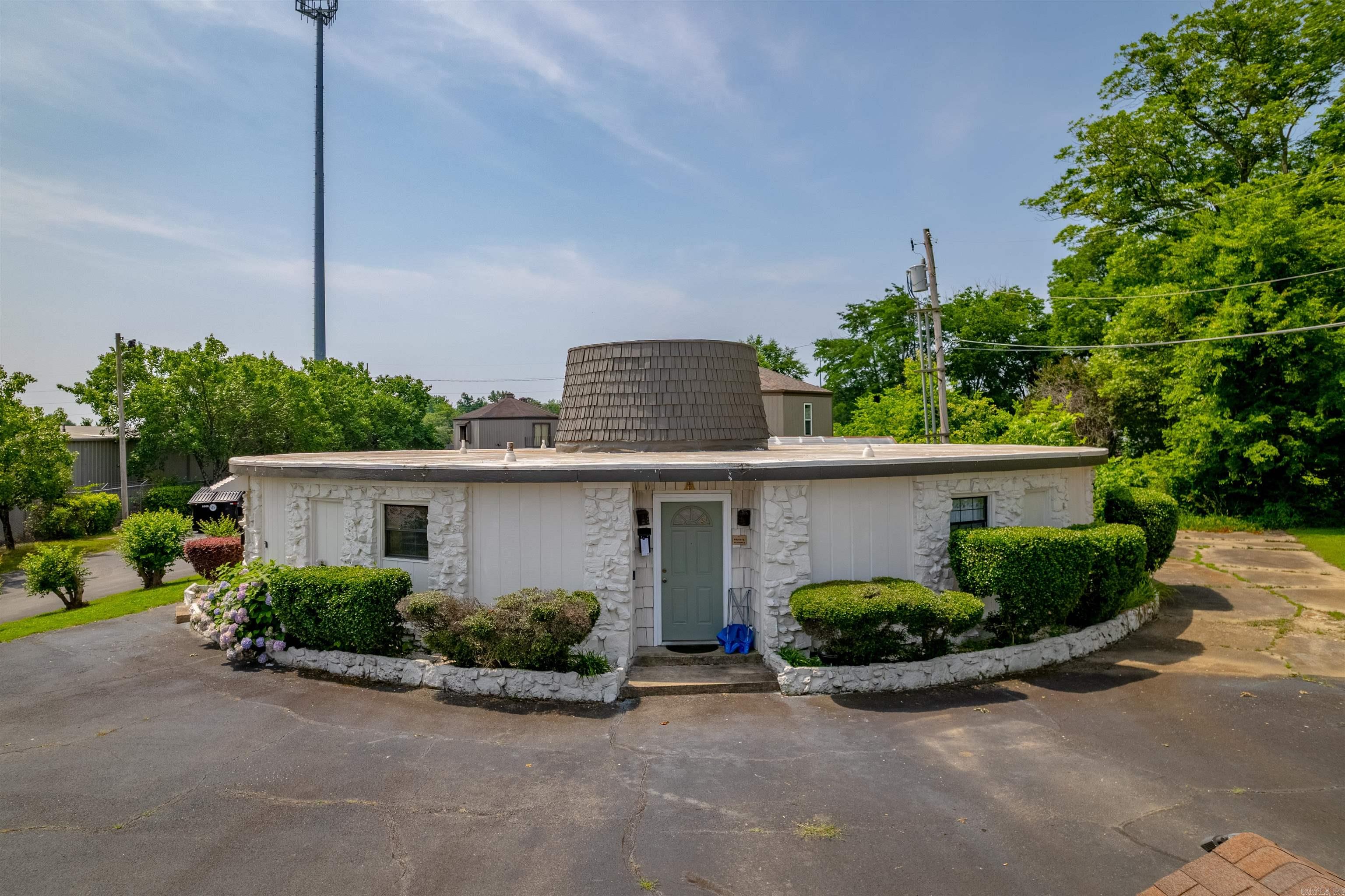 205 W Woodruff  Searcy, AR