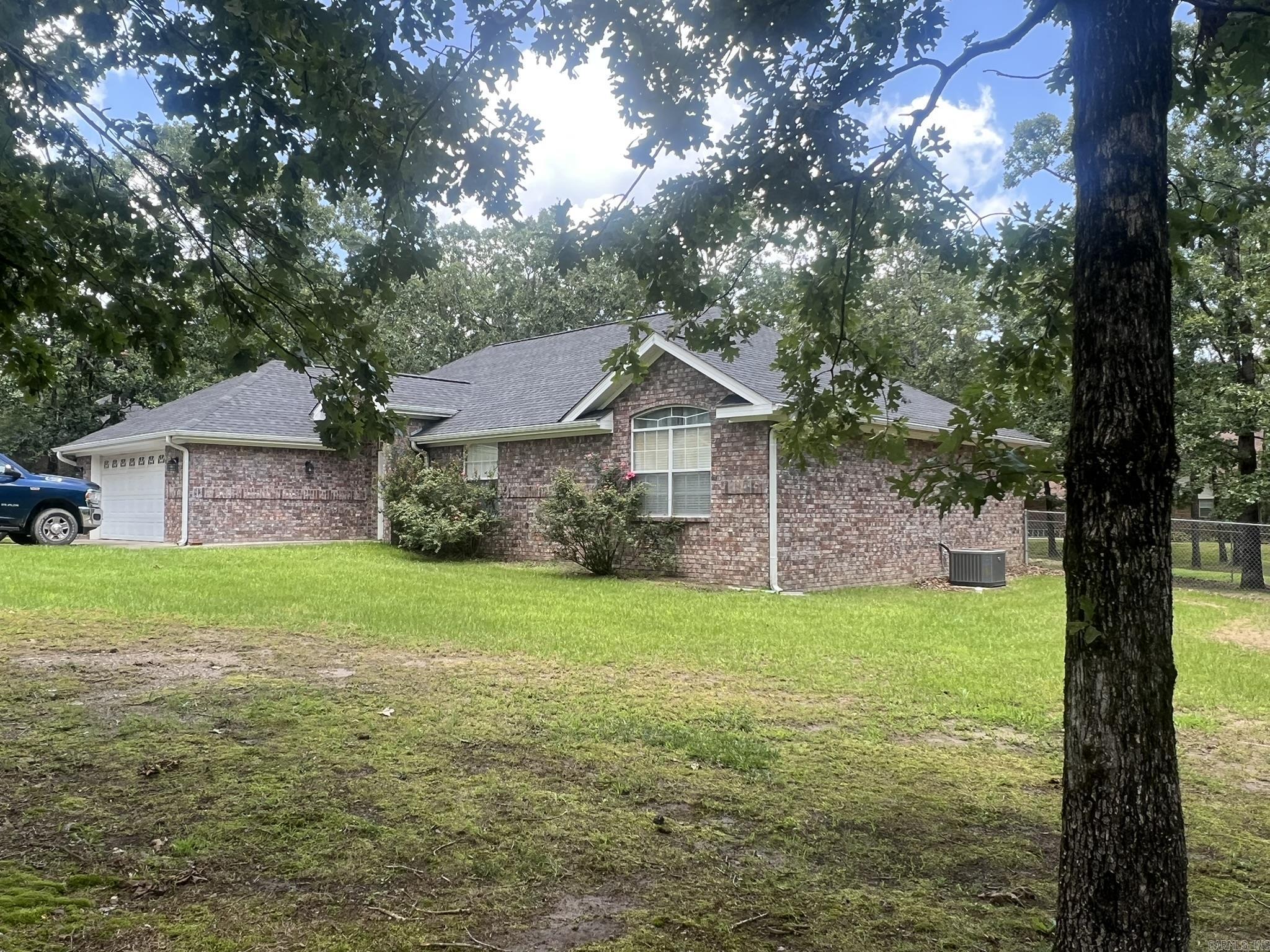 301 Pin Oak Mena, AR 71953