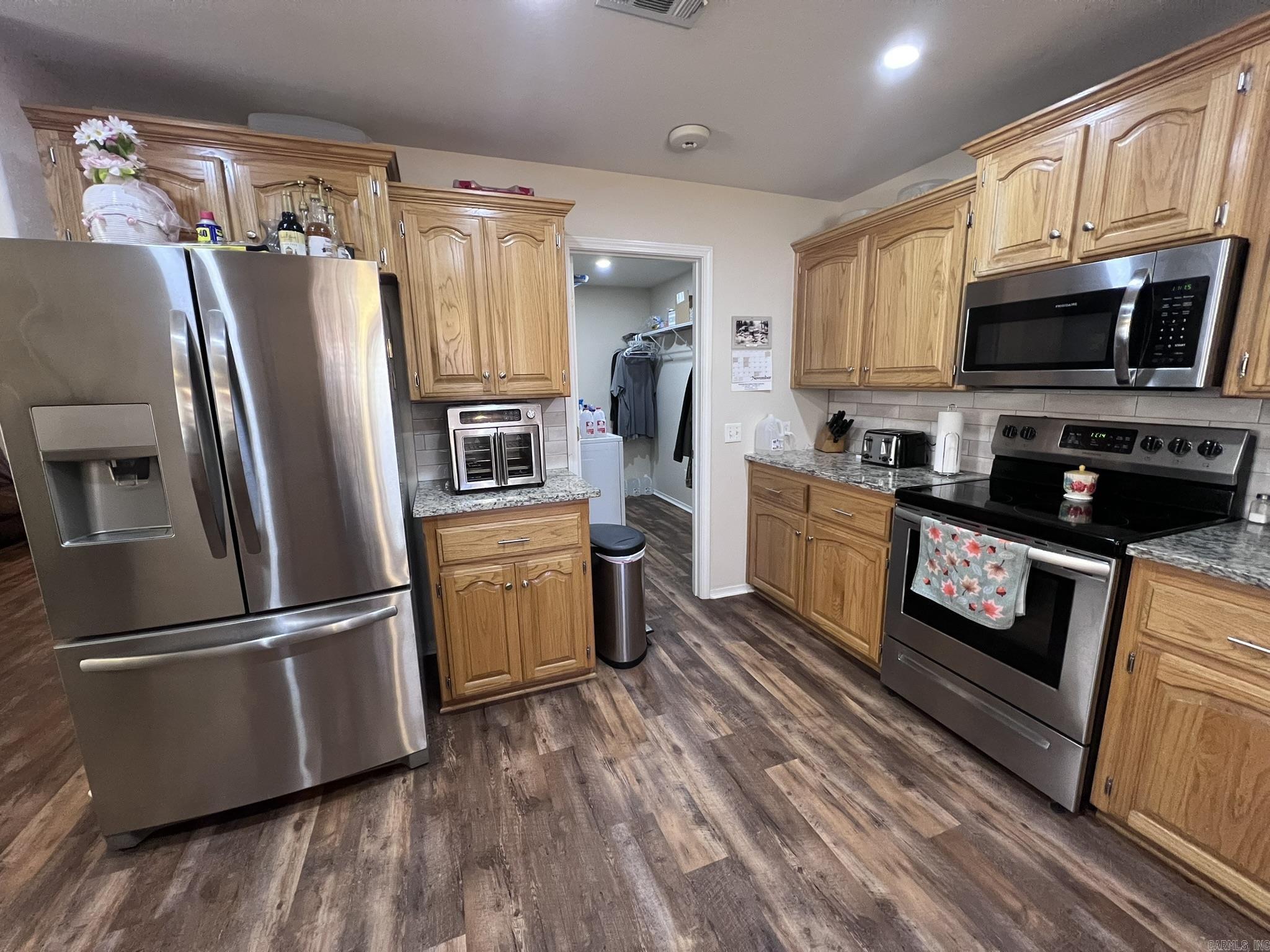 301 Pin Oak Mena, AR 71953