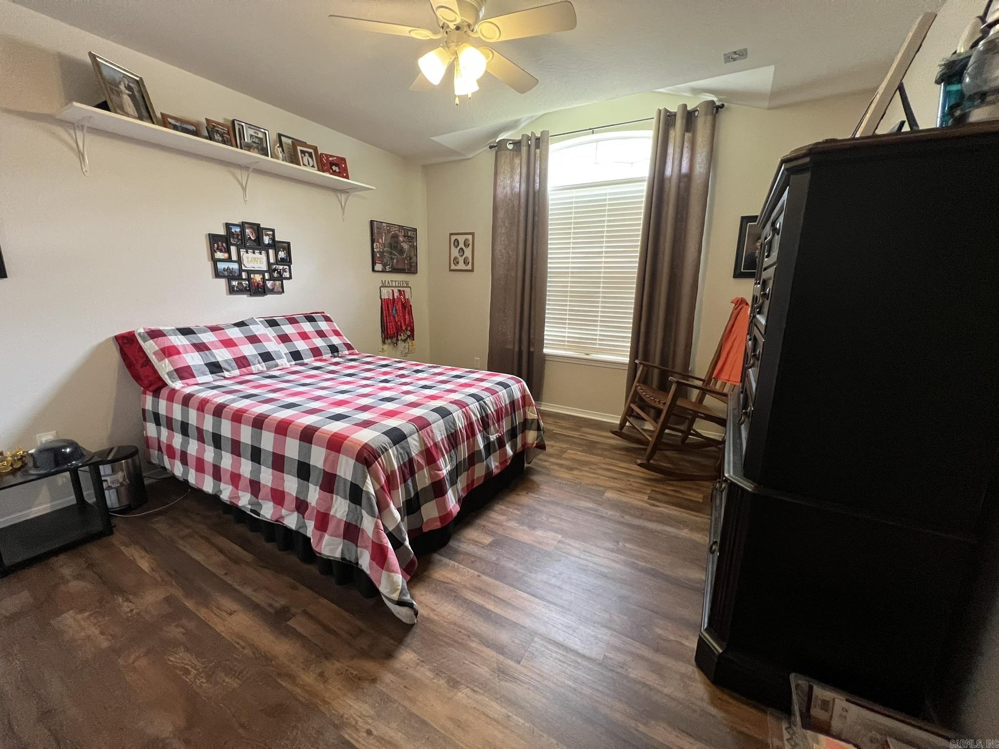 301 Pin Oak Mena, AR 71953