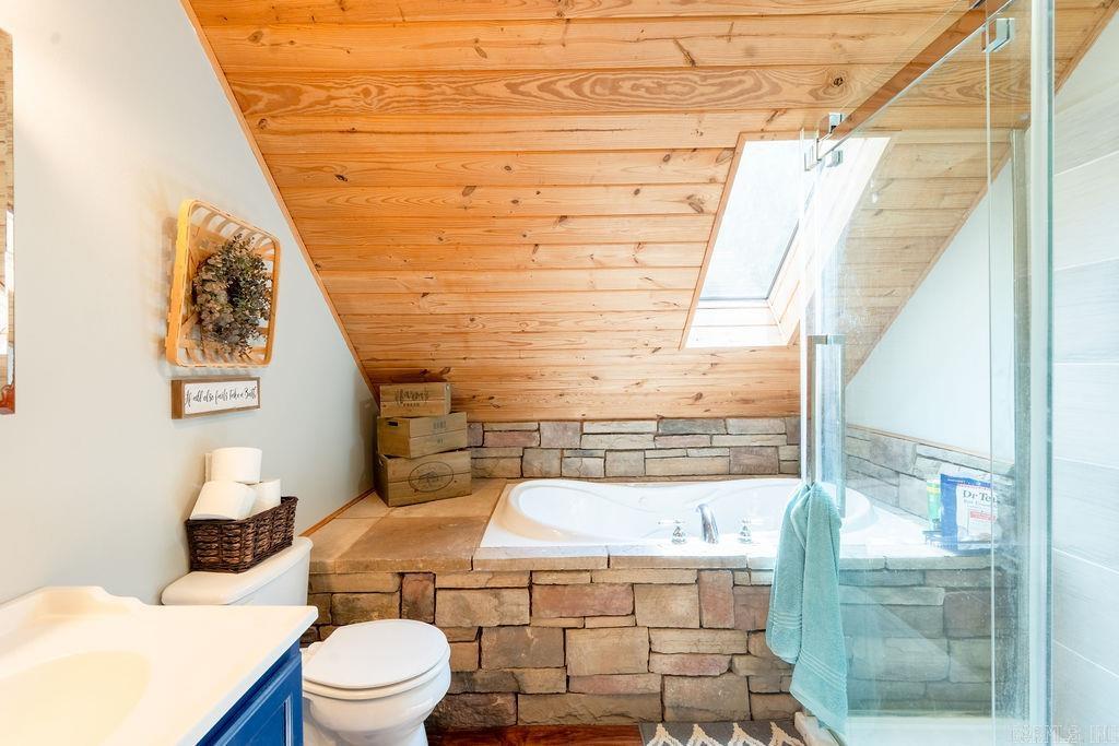 2838 Mountain View Road  Drasco, AR