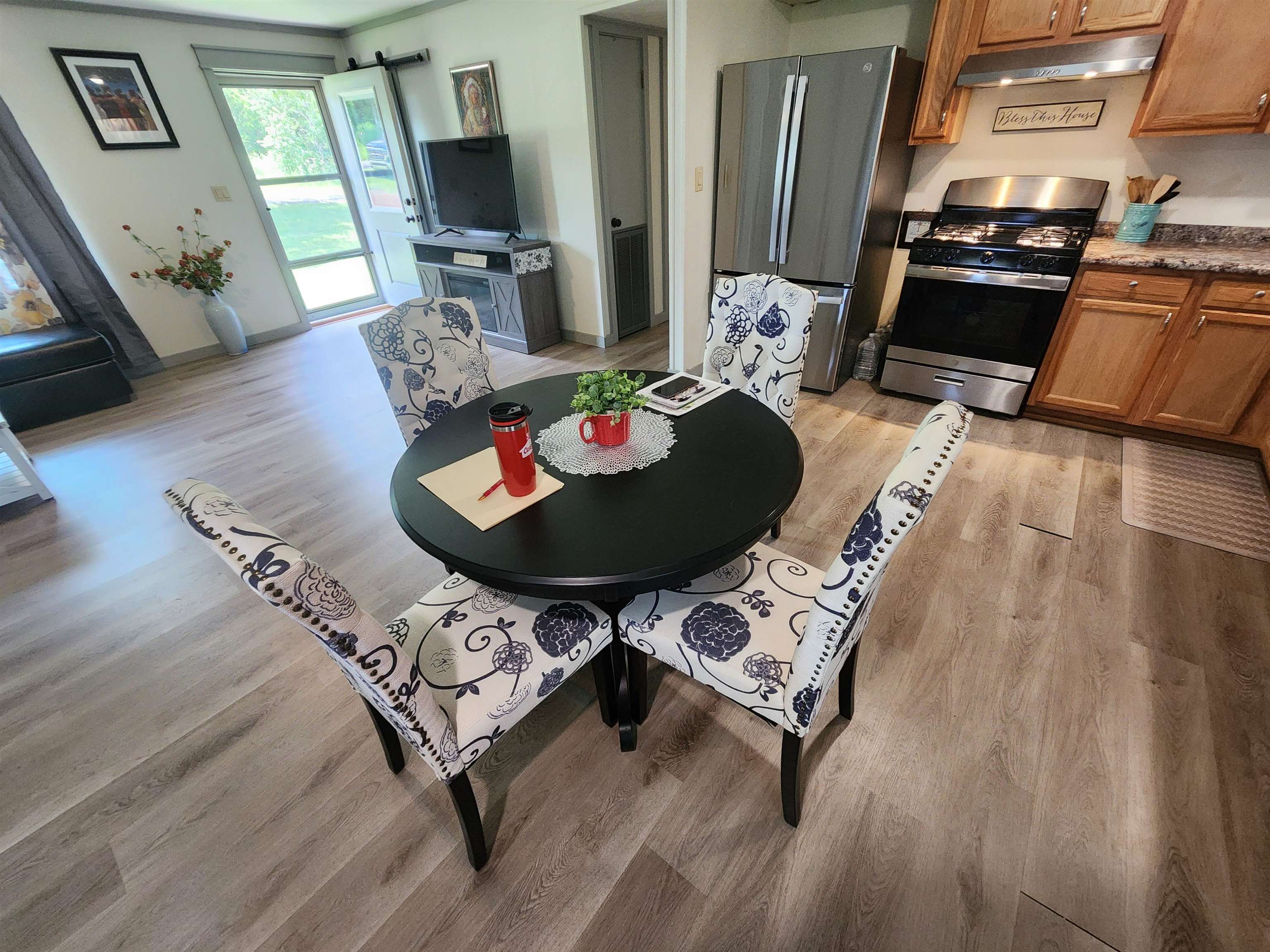 110 Peace Valley  Ash Flat, AR