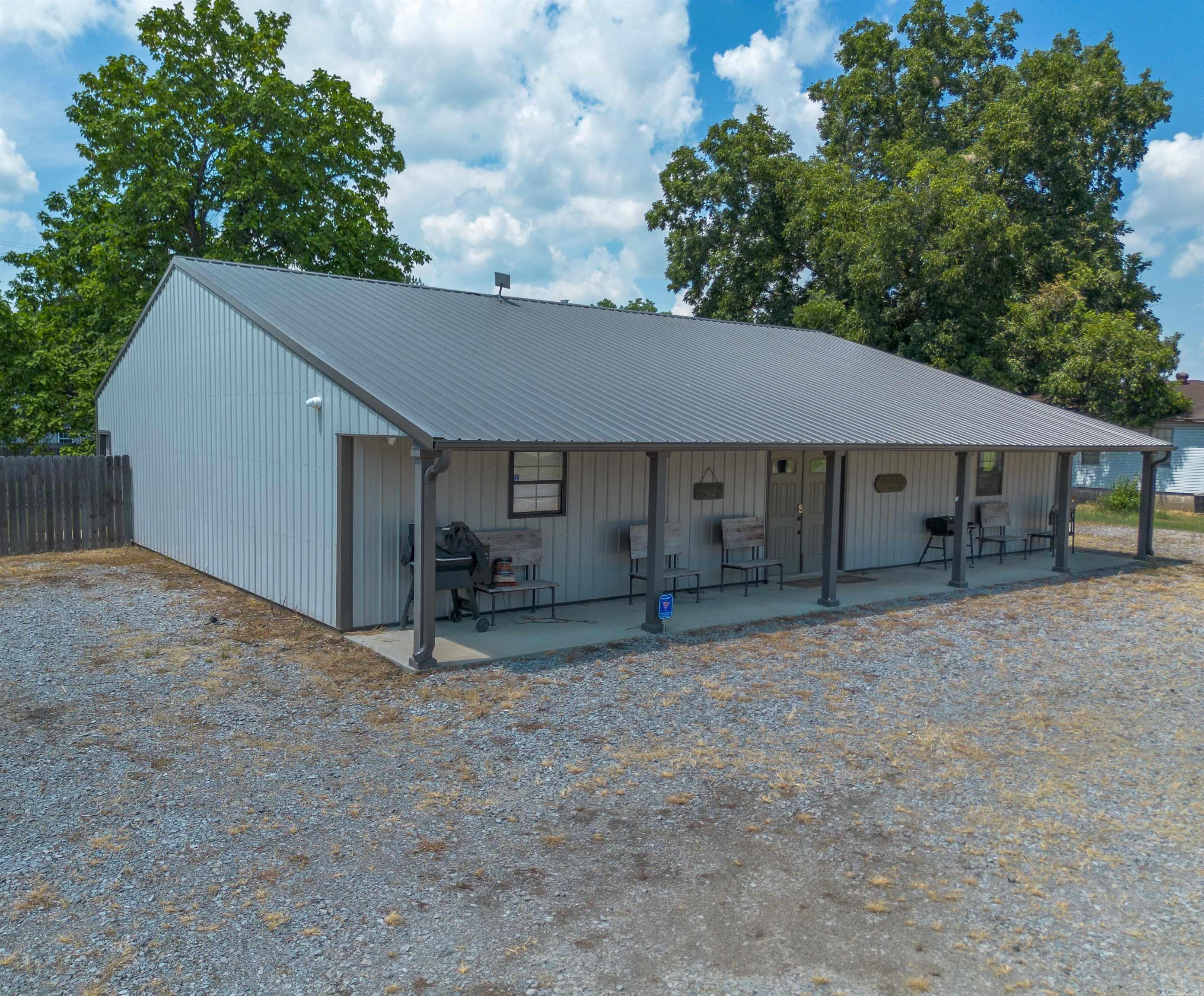 625 N highway 37 Highway Grubbs, AR 72431