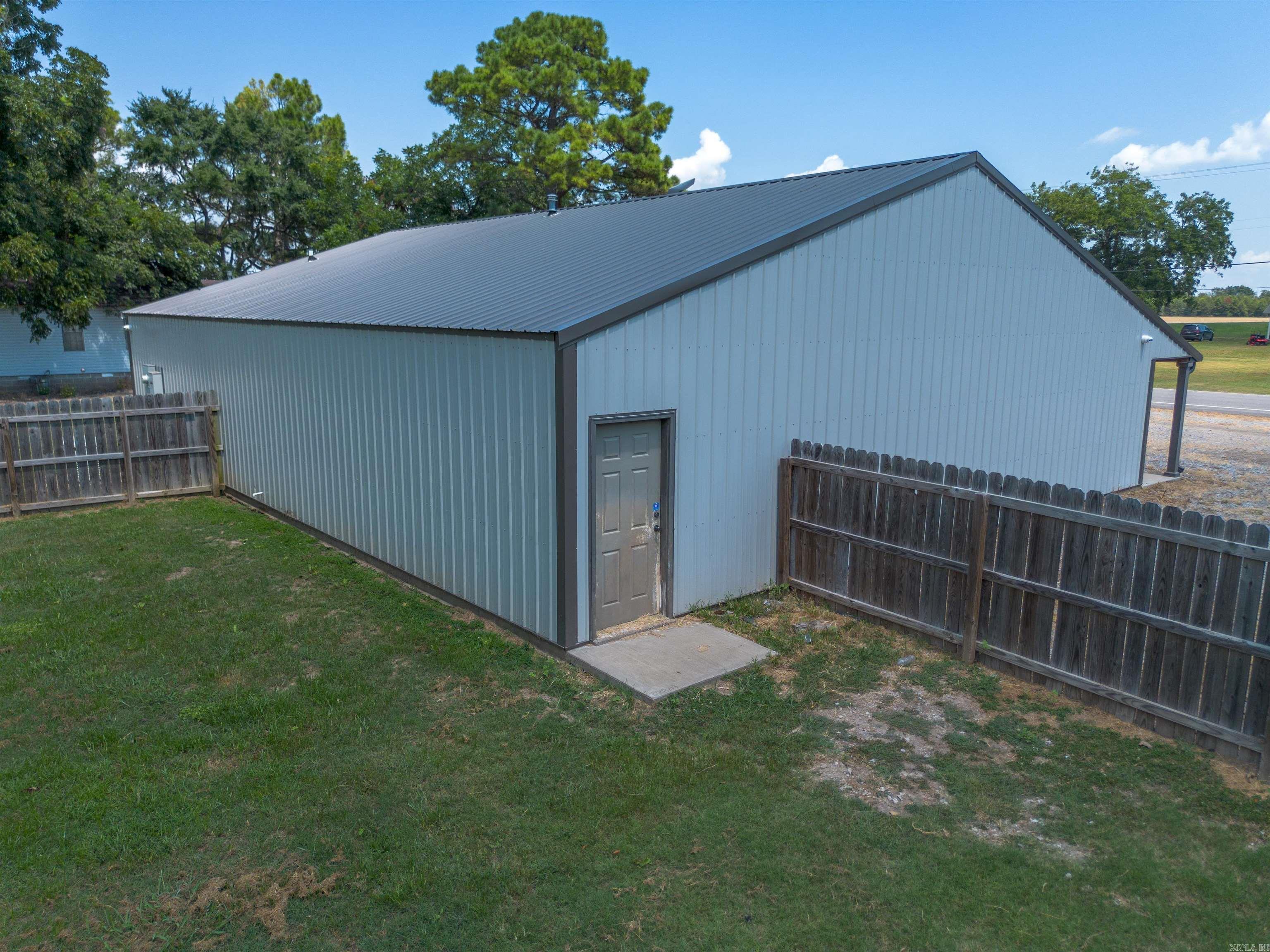 625 N highway 37 Highway Grubbs, AR 72431
