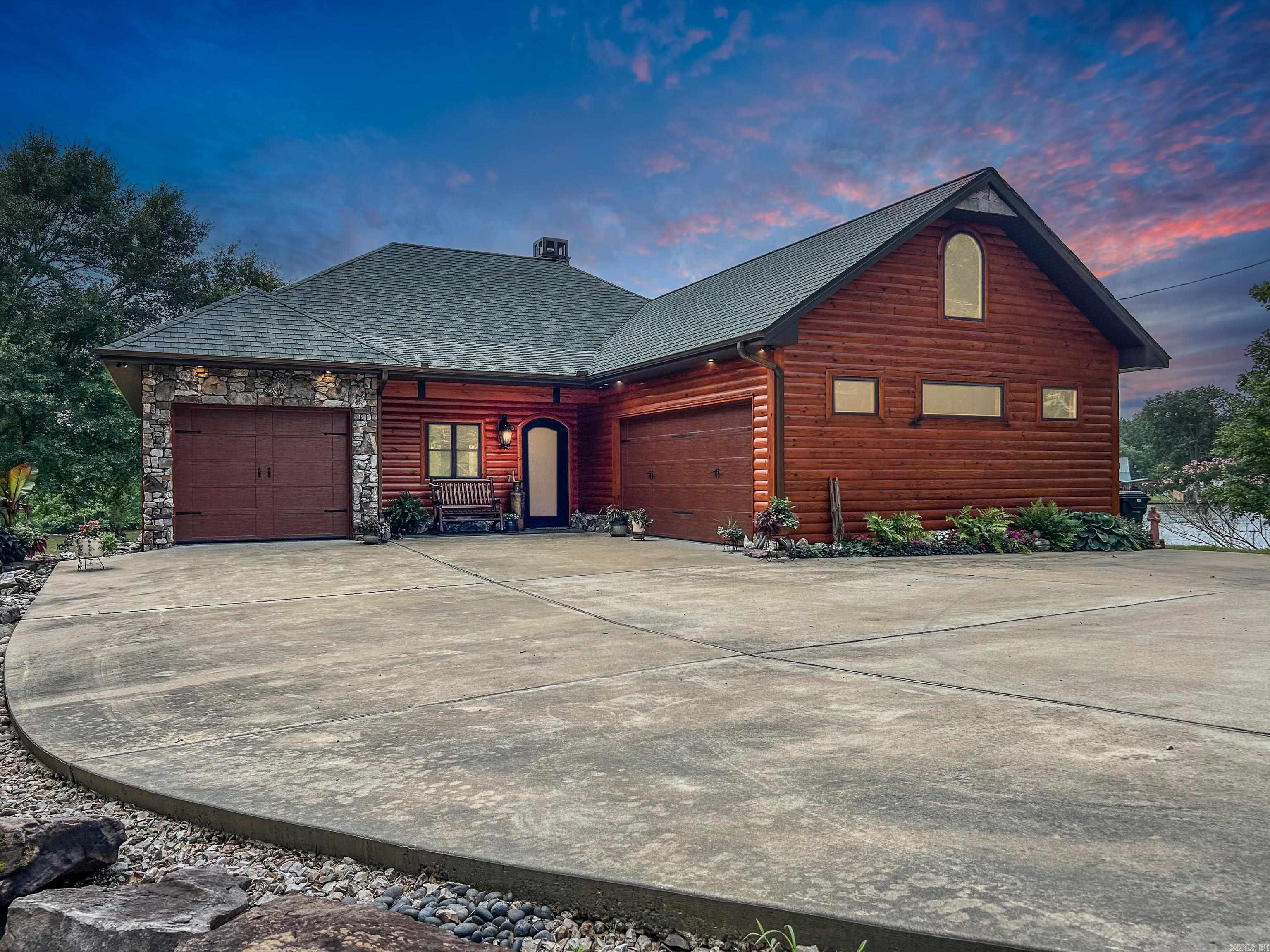 168 Golden Oak Place Hot Springs, AR 71913