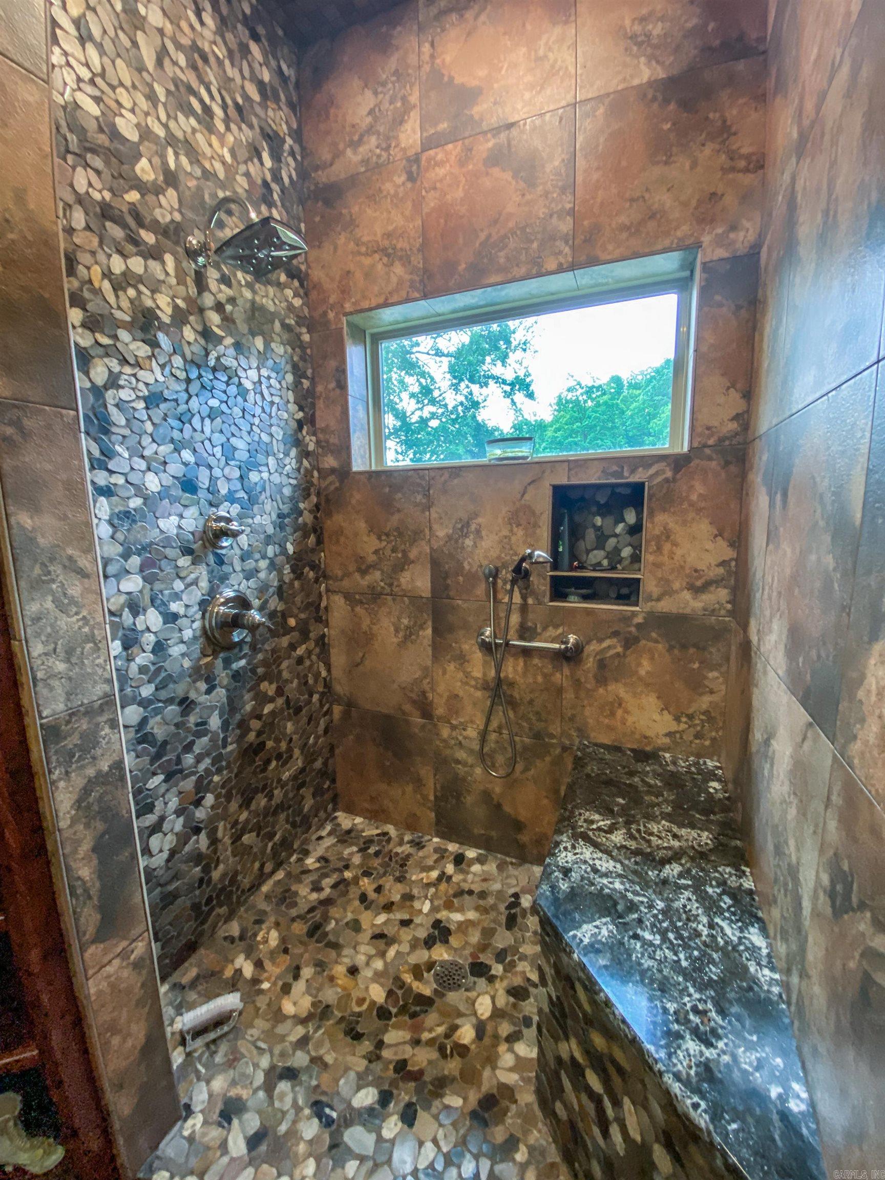 168 Golden Oak Place Hot Springs, AR 71913