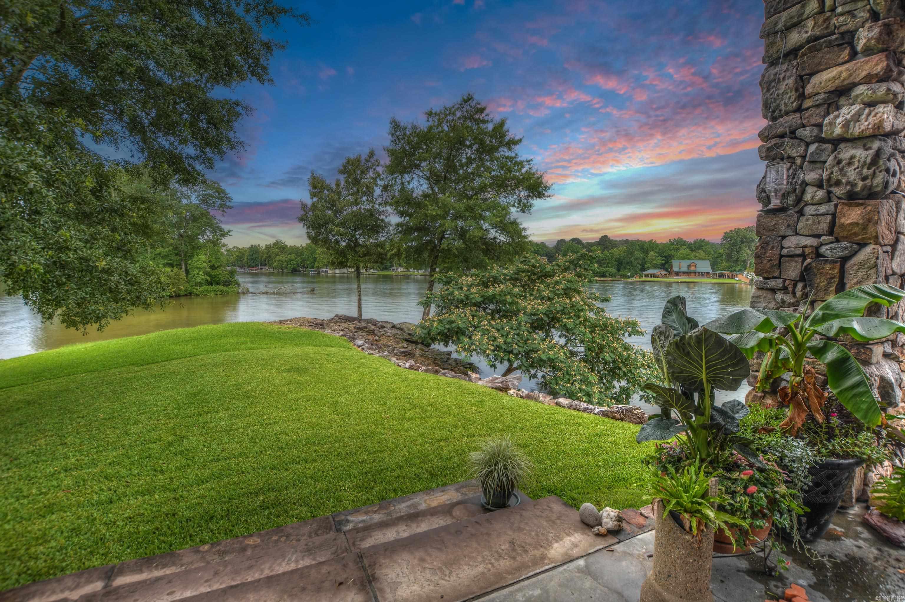 168 Golden Oak Place Hot Springs, AR 71913