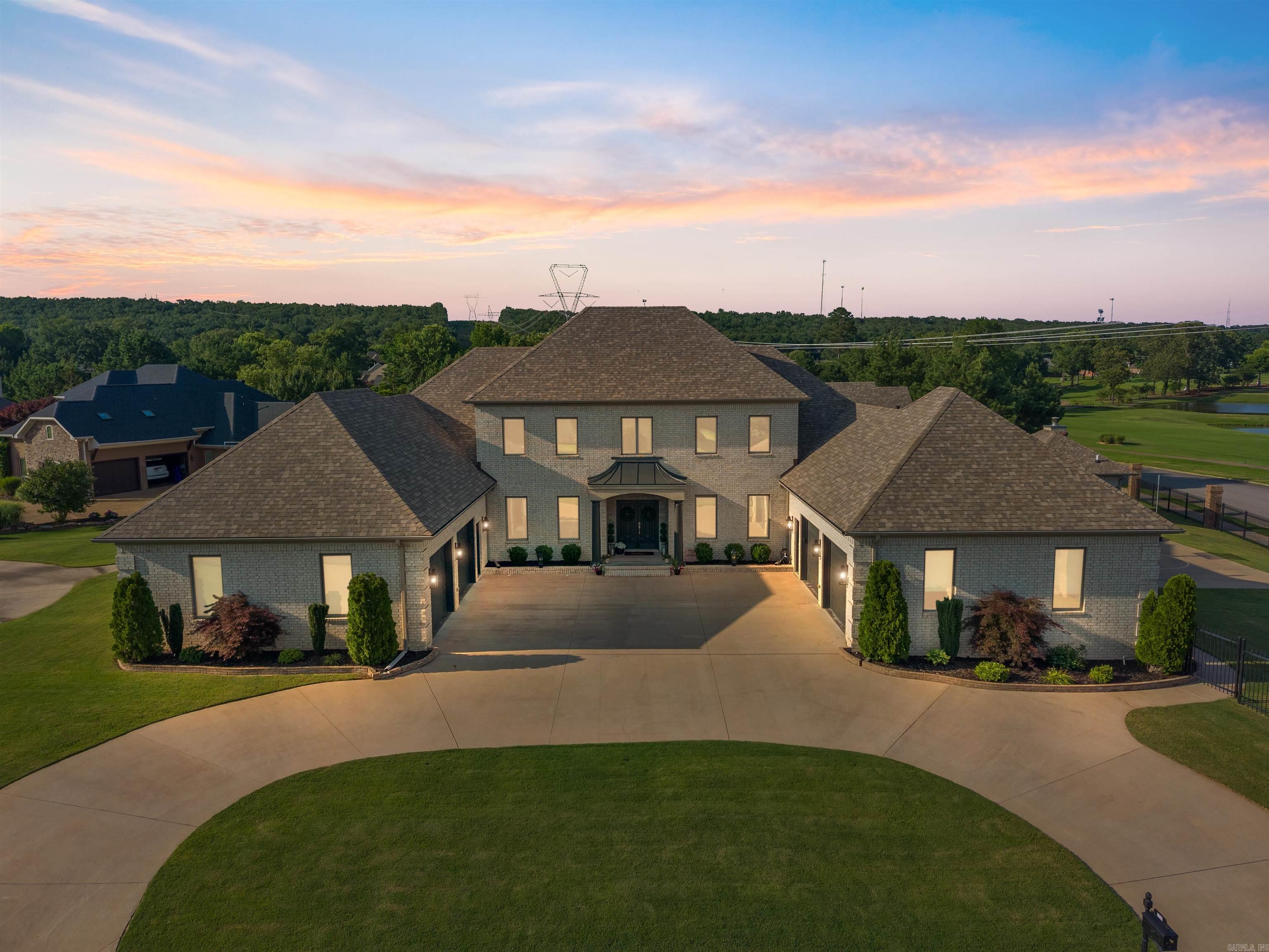 5090  Oakhurst  Conway, AR