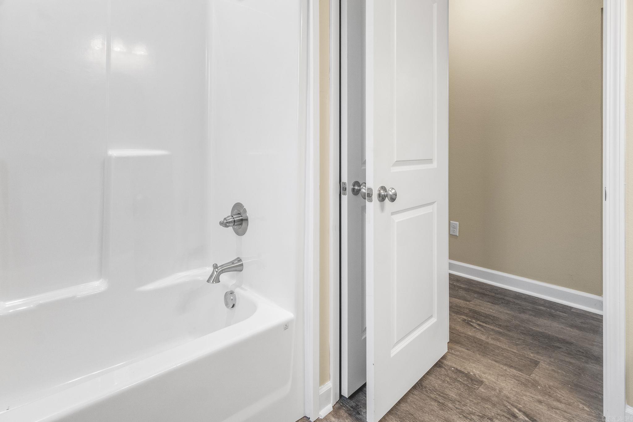 18 River Cliff  Mayflower, AR