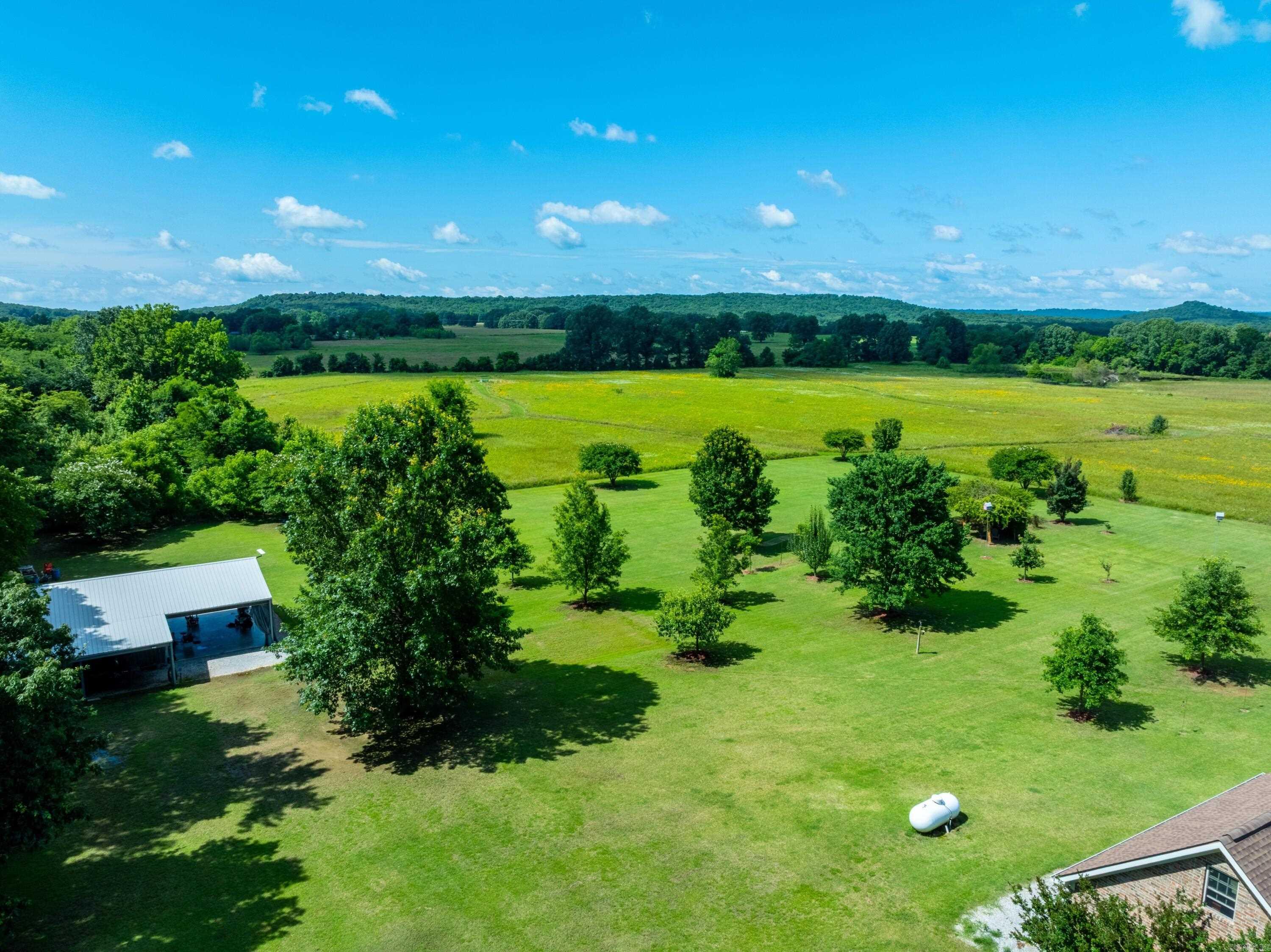 1200 Rounds Road  Batesville, AR