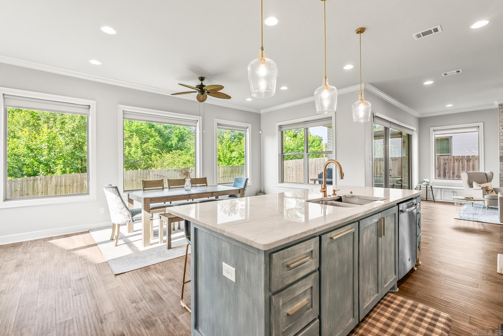 301 Kanis Ridge Dr Little Rock, AR 72223