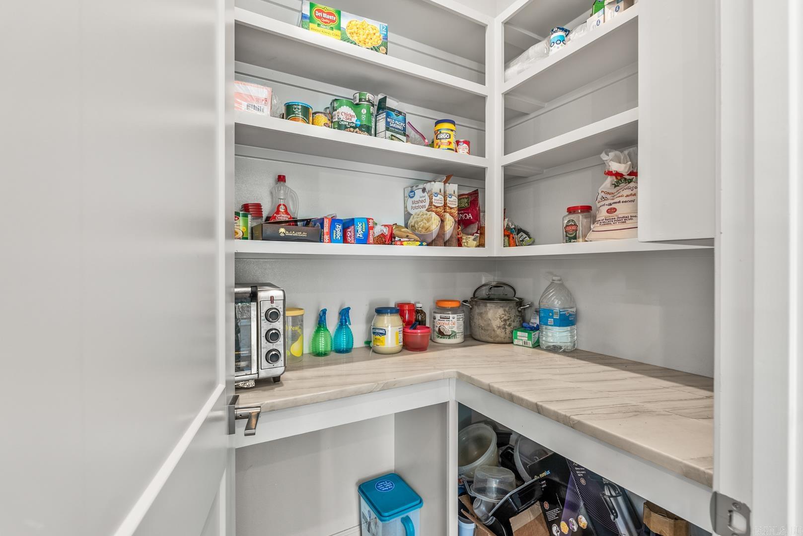 301 Kanis Ridge Dr Little Rock, AR 72223