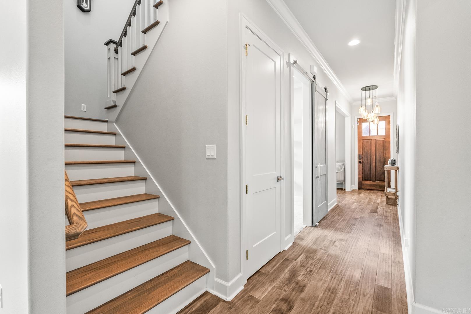 301 Kanis Ridge Dr Little Rock, AR 72223