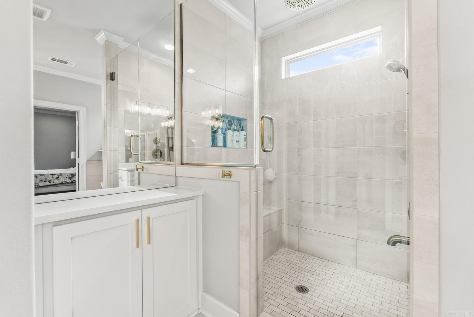 301 Kanis Ridge Dr Little Rock, AR 72223