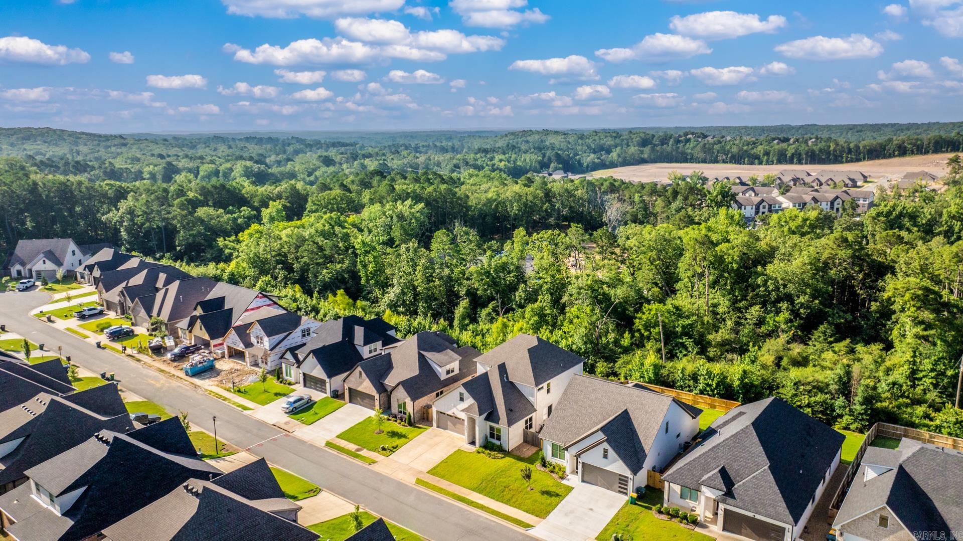 301 Kanis Ridge Dr Little Rock, AR 72223