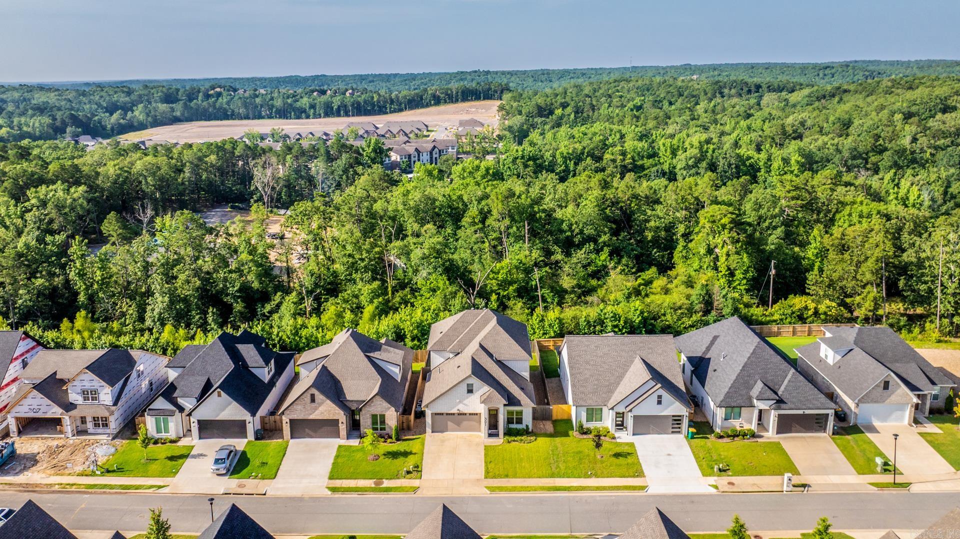 301 Kanis Ridge Dr Little Rock, AR 72223