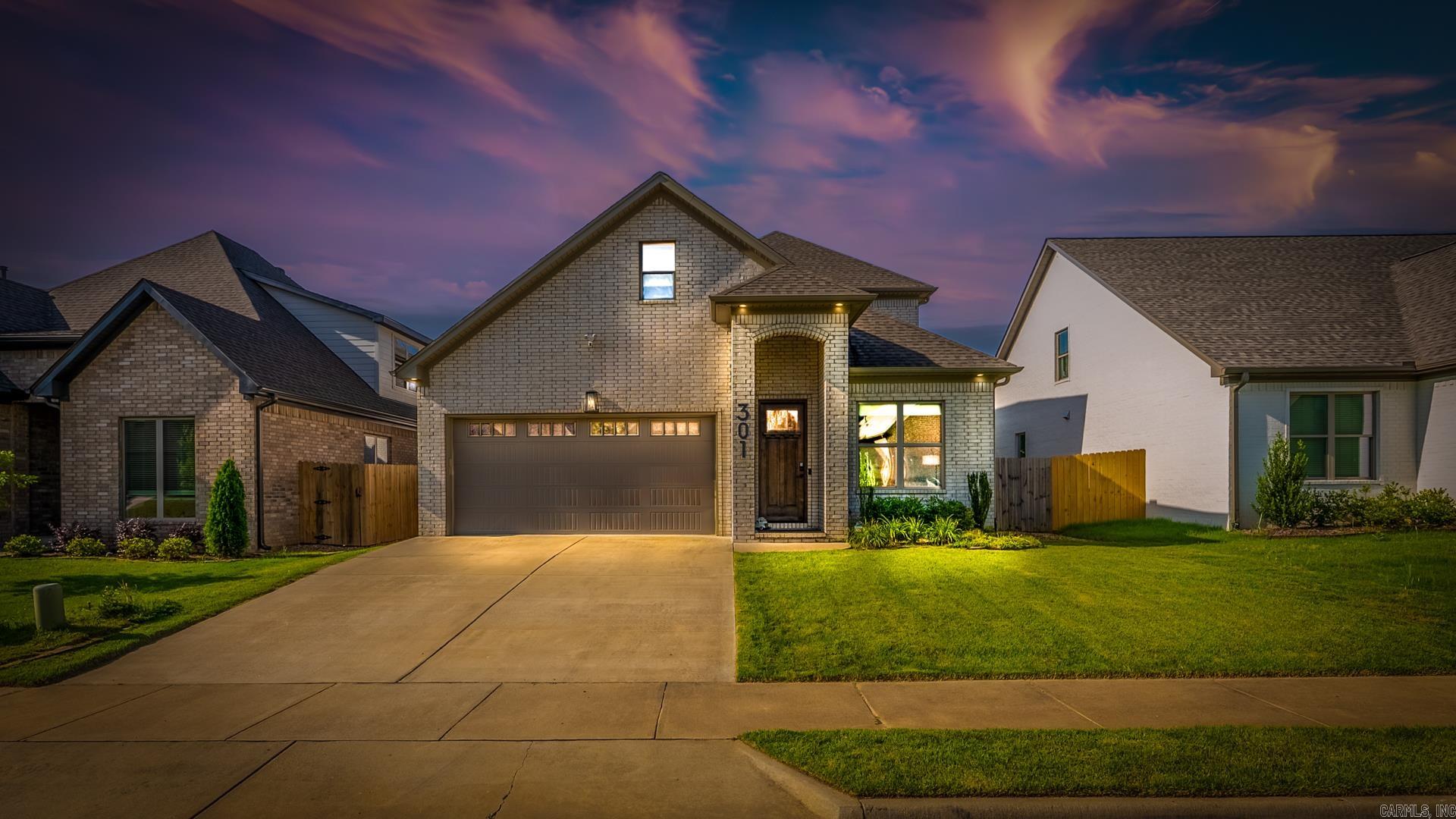 301 Kanis Ridge Dr Little Rock, AR 72223