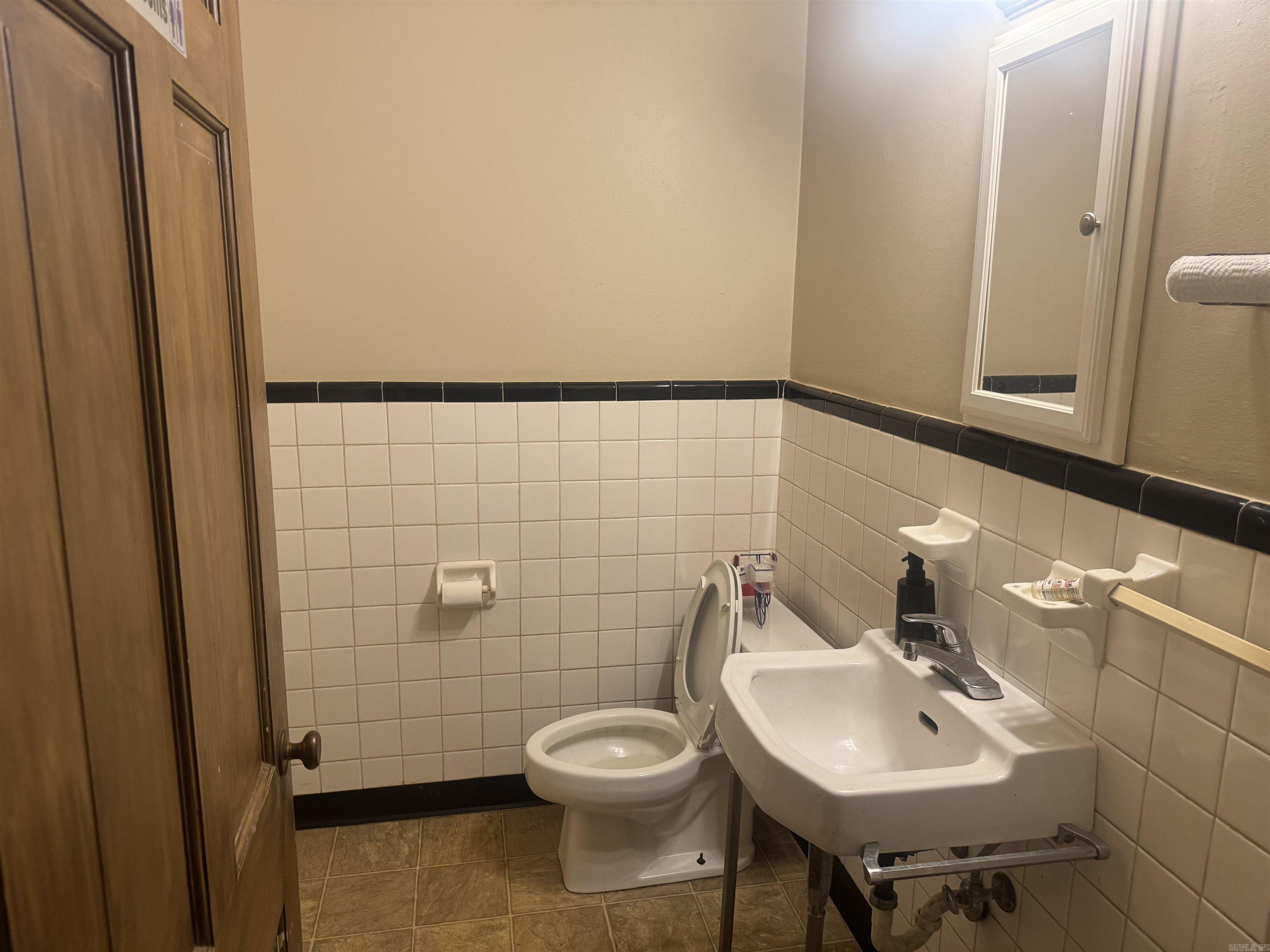 1616 S Cherry  Pine Bluff, AR