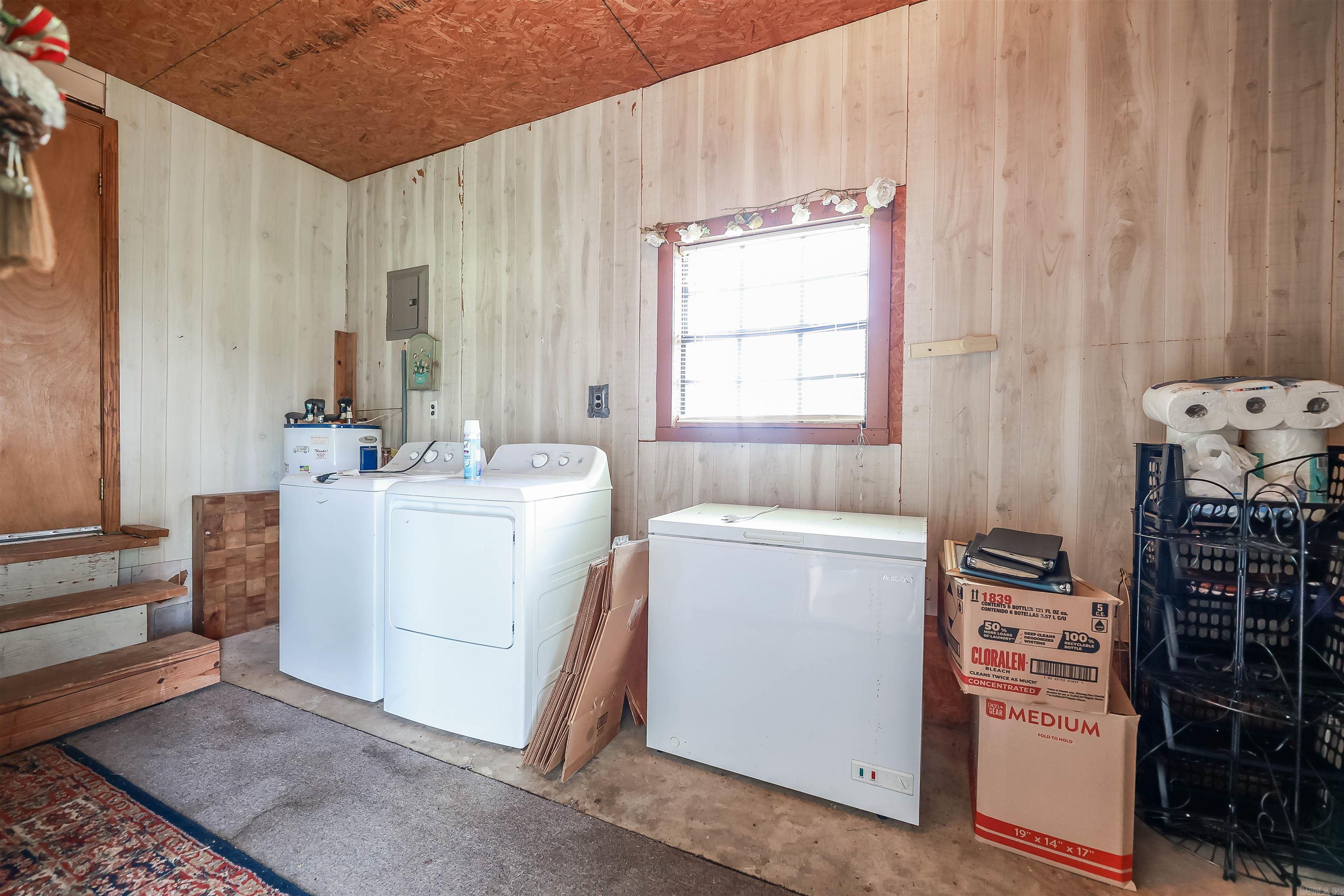 608 S Highway 35 Dermott, AR 71638