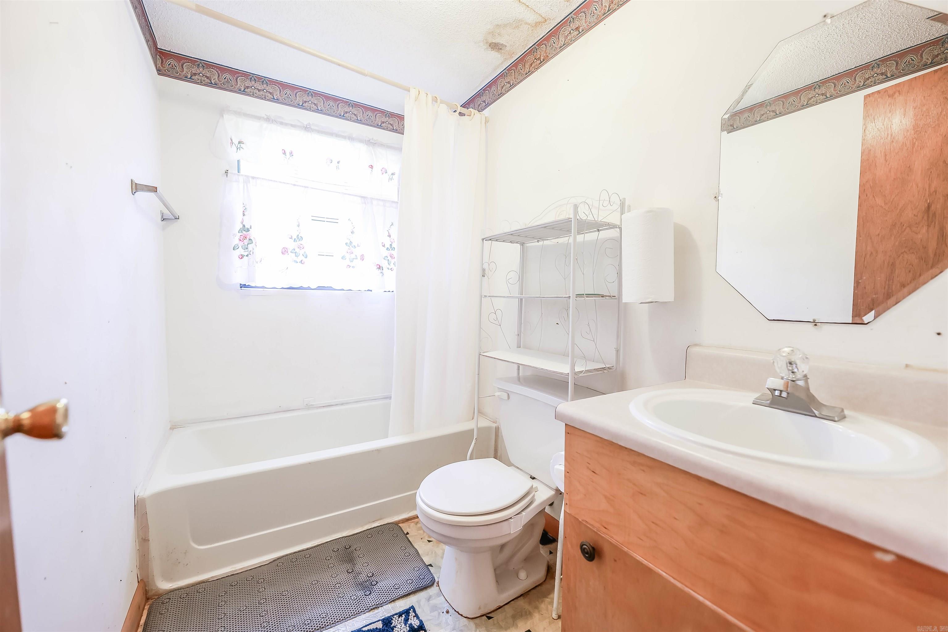 608 S Highway 35 Dermott, AR 71638