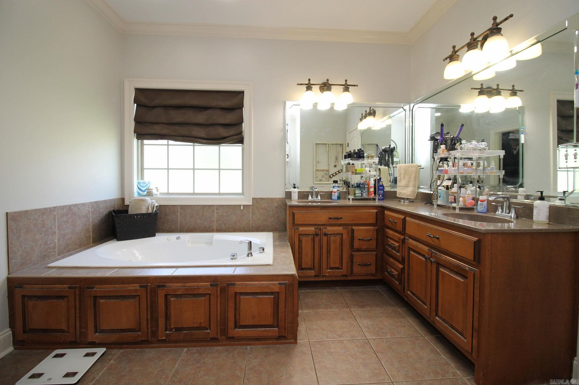 2 Abigail Cove  Paragould, AR