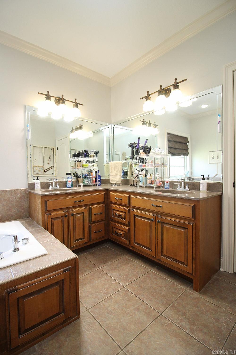 2 Abigail Cove  Paragould, AR