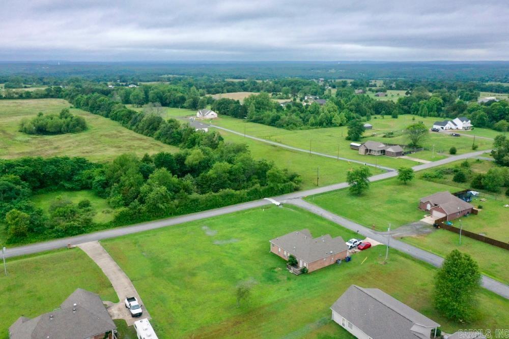 2 lilley Cove Greenbrier, AR 72058