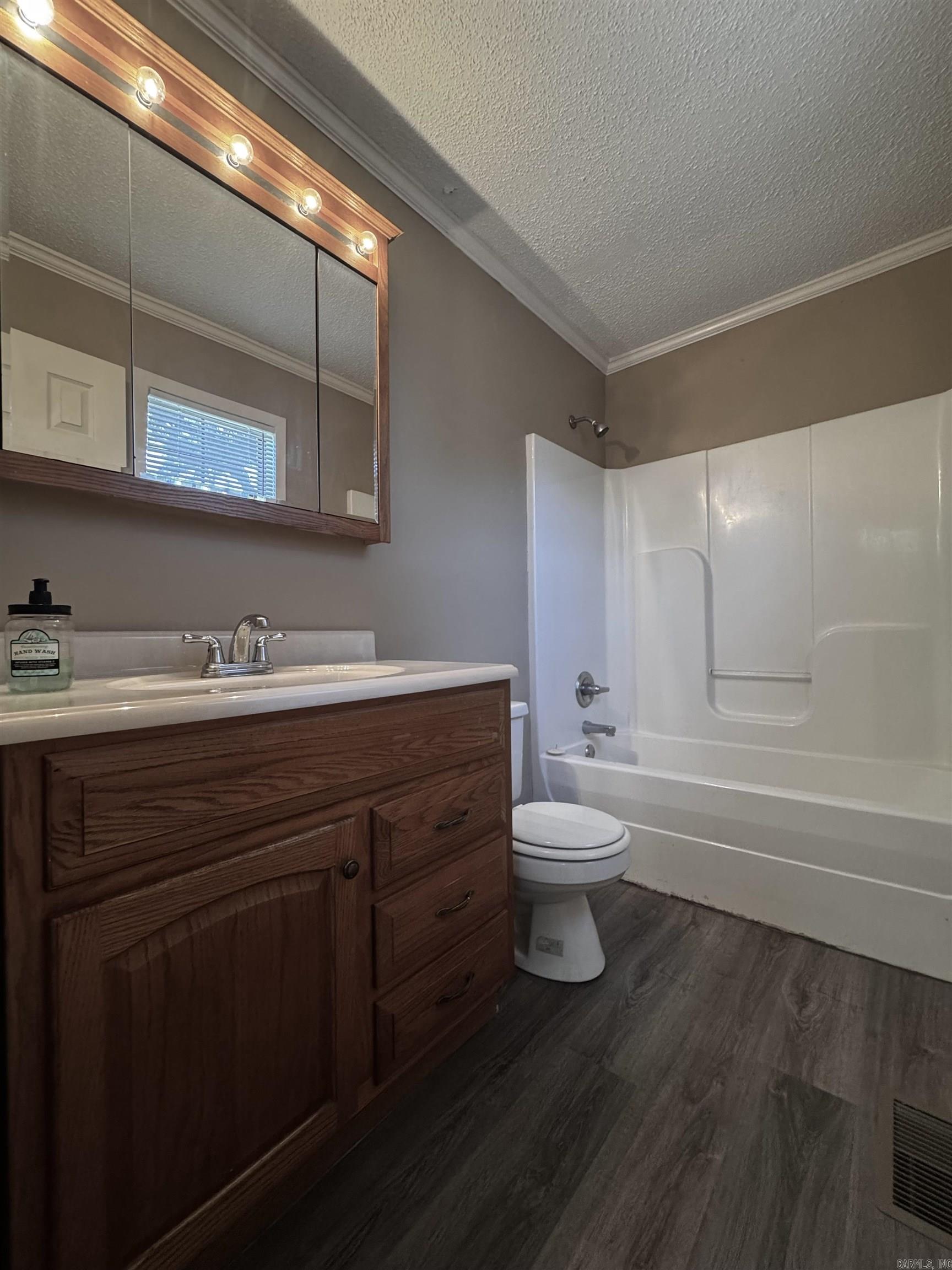 4105 Cedar Valley Drive Paragould, AR 72450