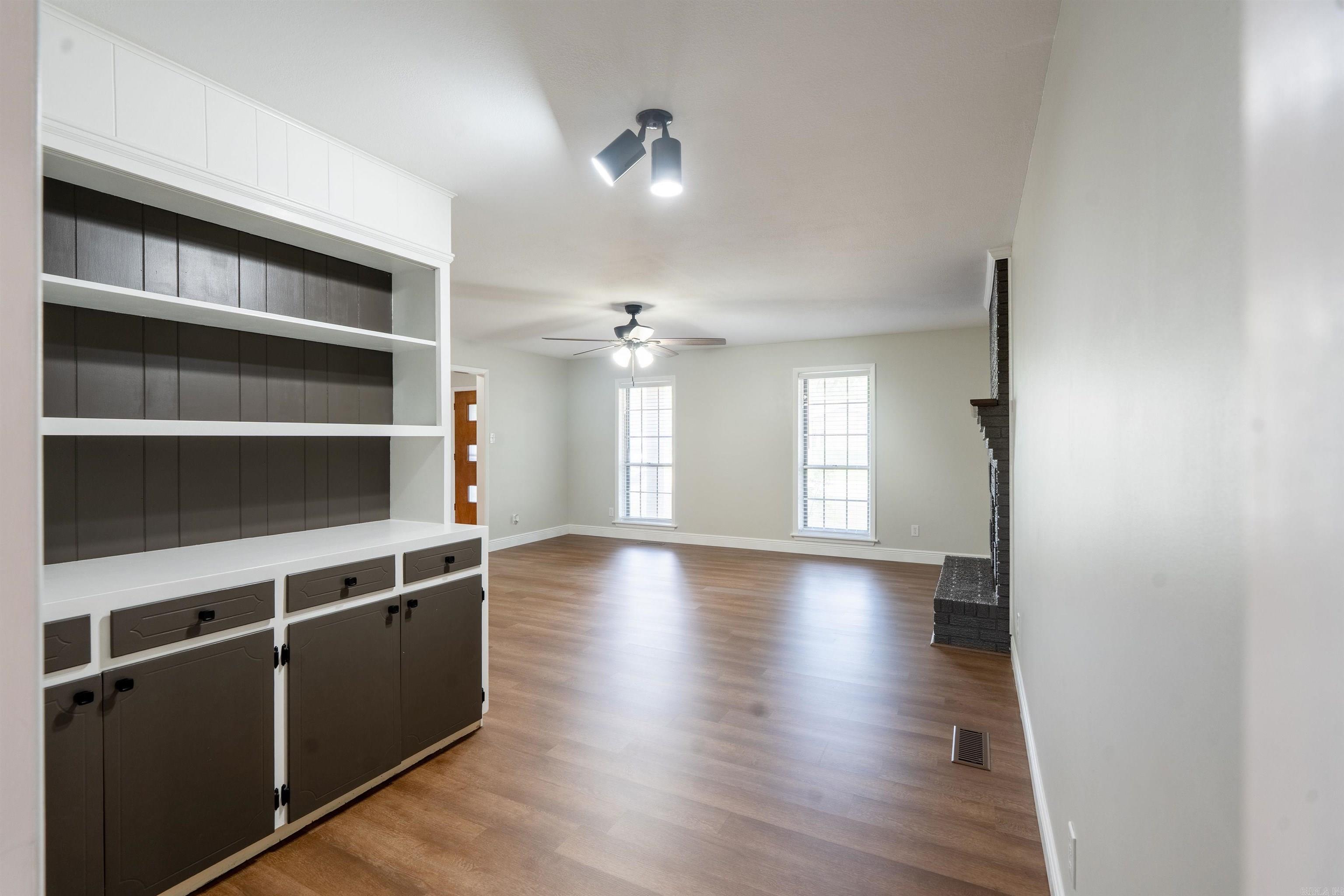 3109 Donaghey  North Little Rock, AR