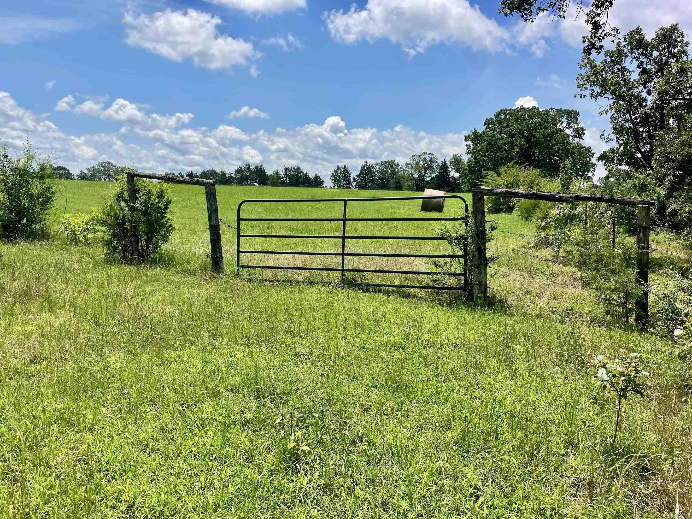 000 Scratch Gravel Road  Damascus, AR