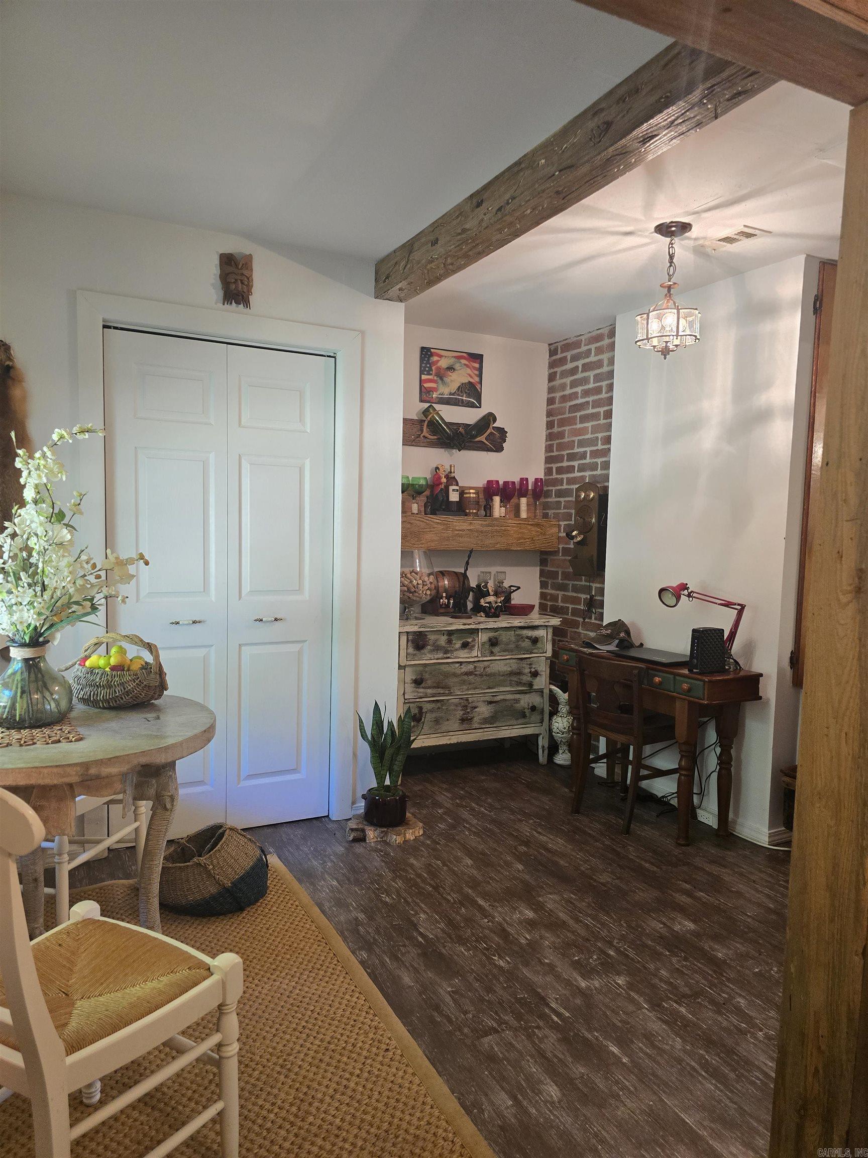 163 Polk Road 659 Mena, AR 71953