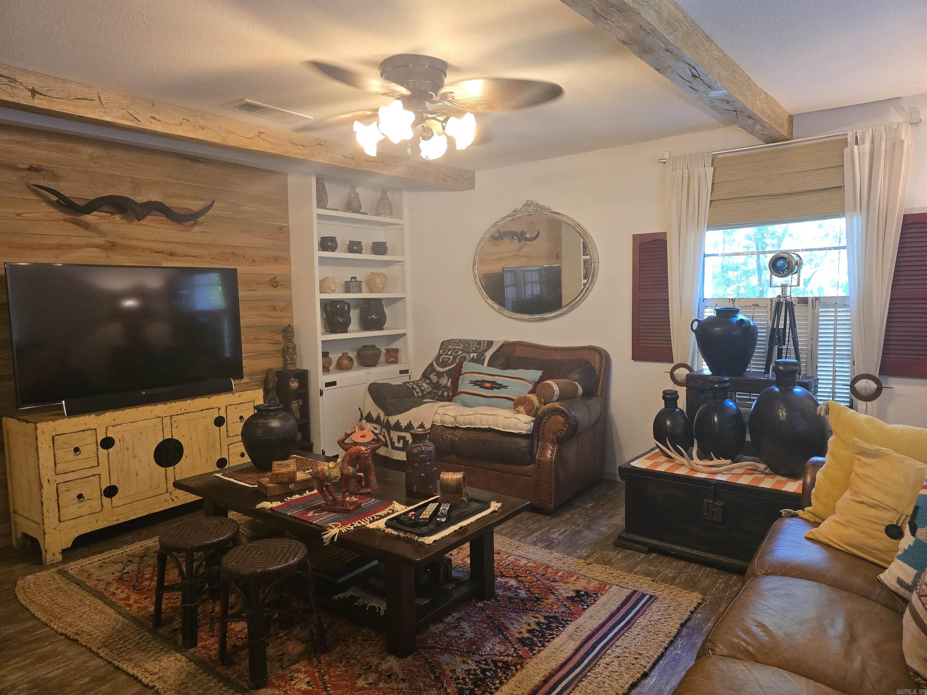 163 Polk Road 659 Mena, AR 71953