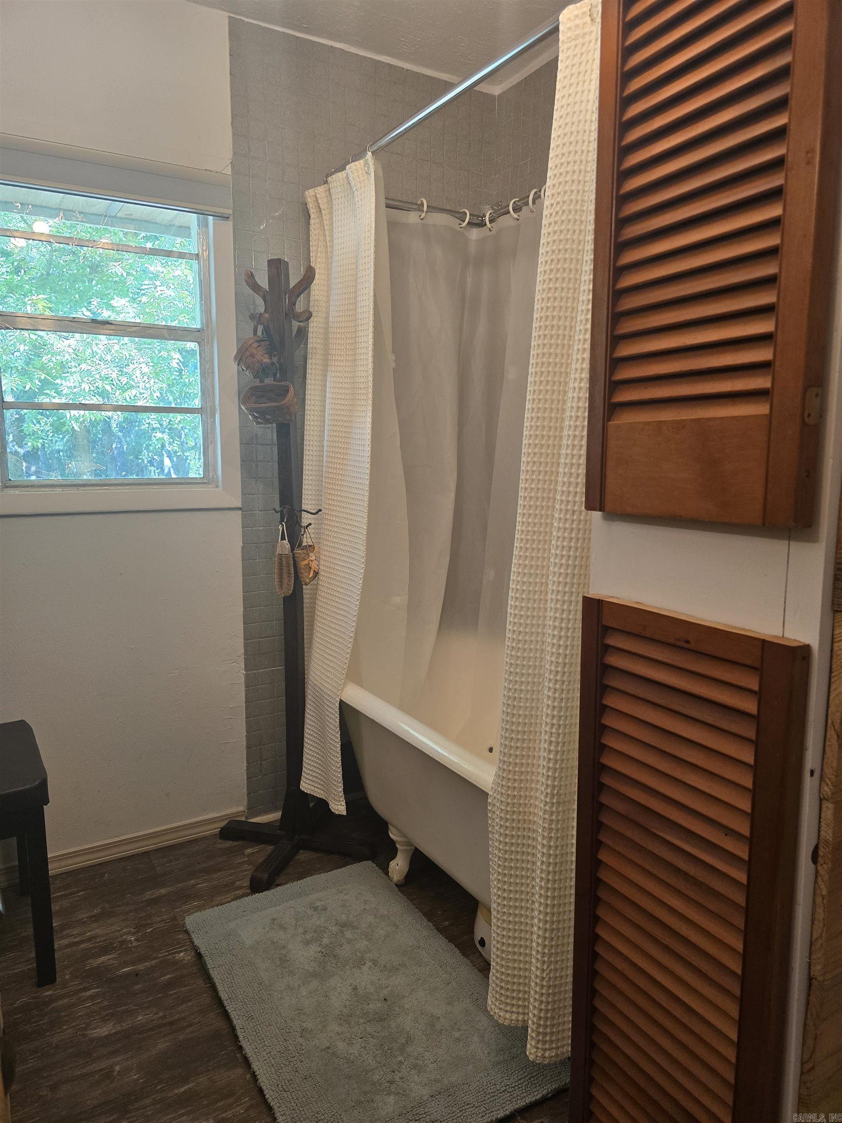 163 Polk Road 659 Mena, AR 71953