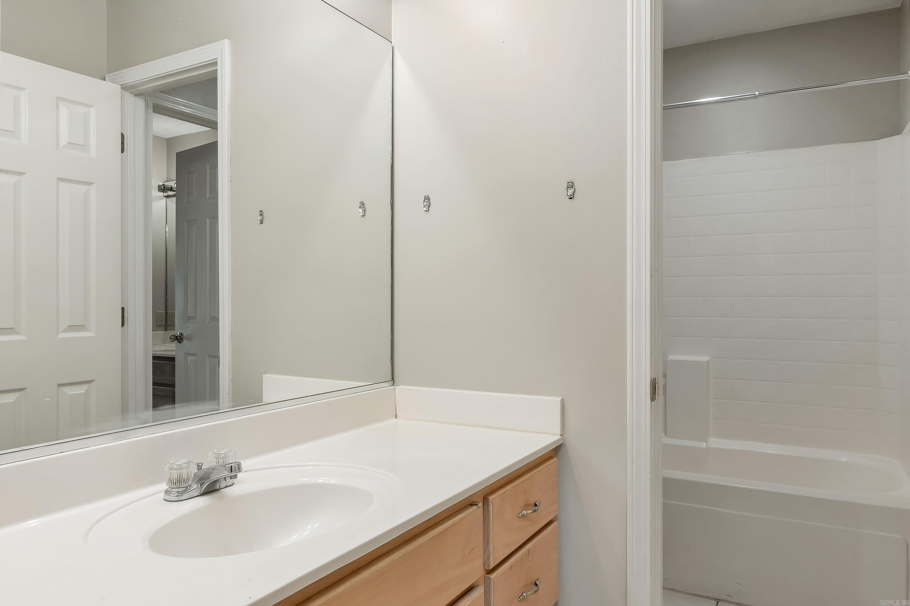 1607 W Washington Avenue Jonesboro, AR 72401