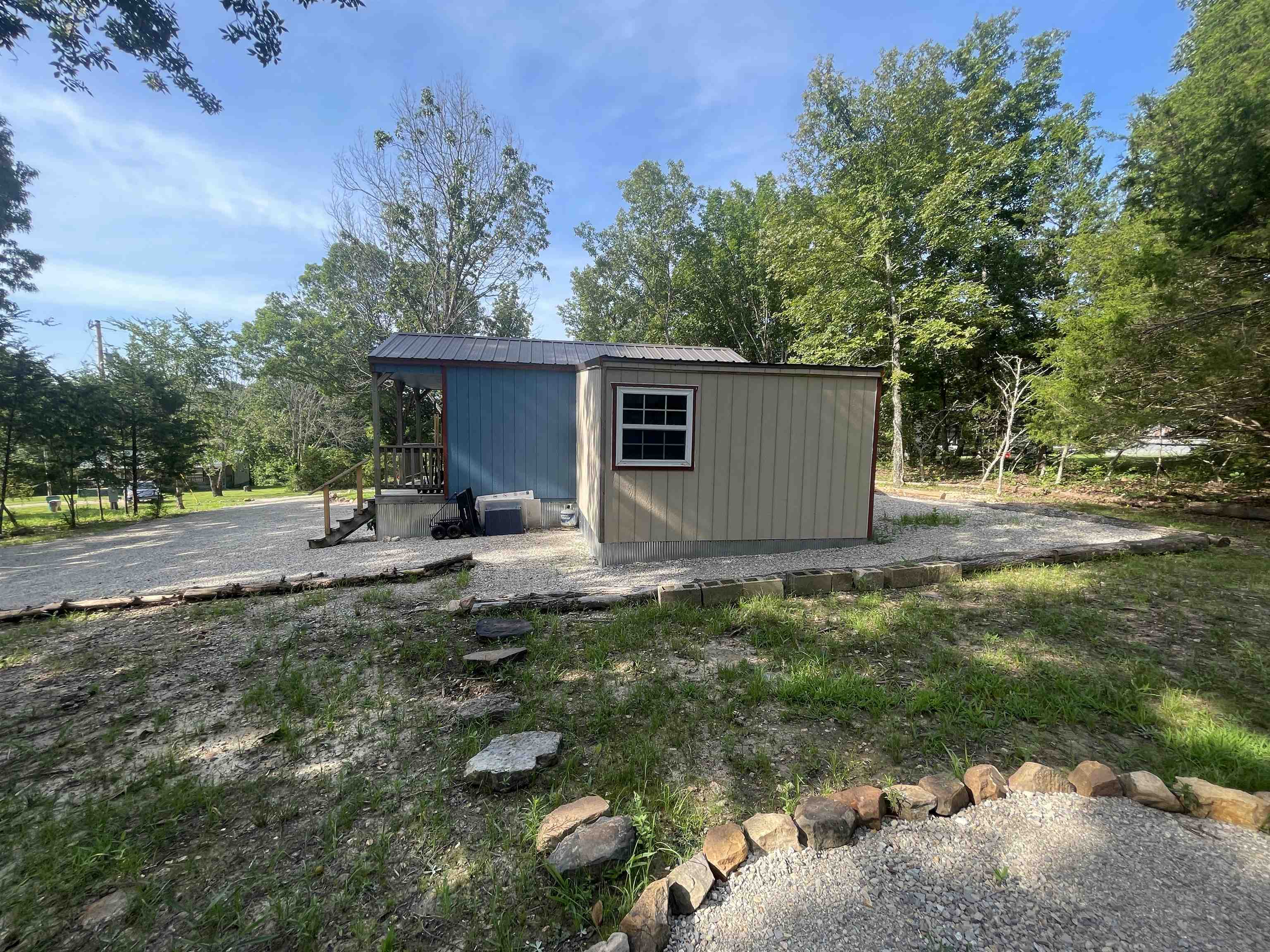 743 The Day  Ash Flat, AR