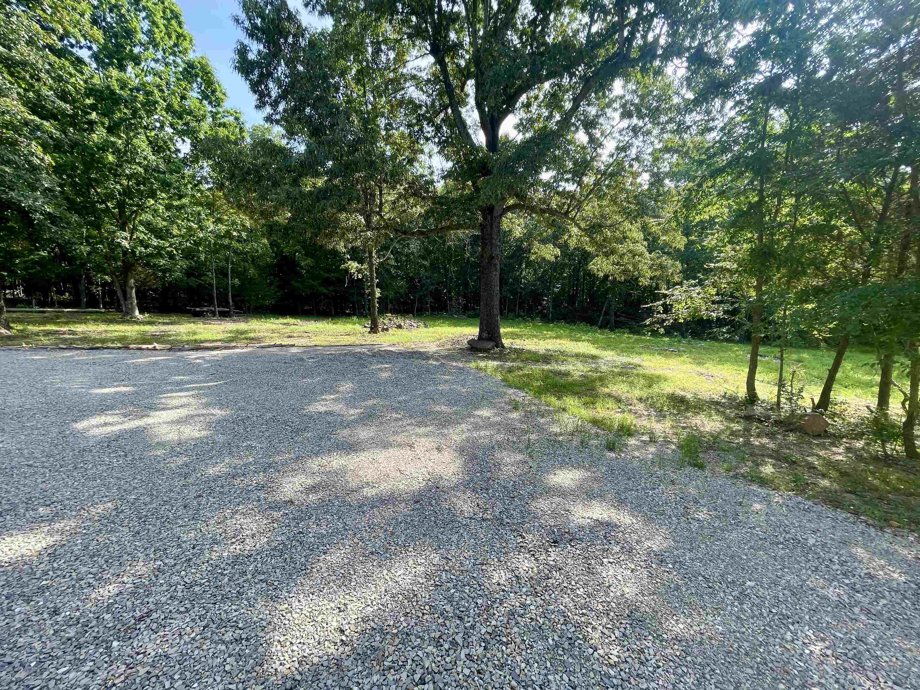 743 The Day  Ash Flat, AR