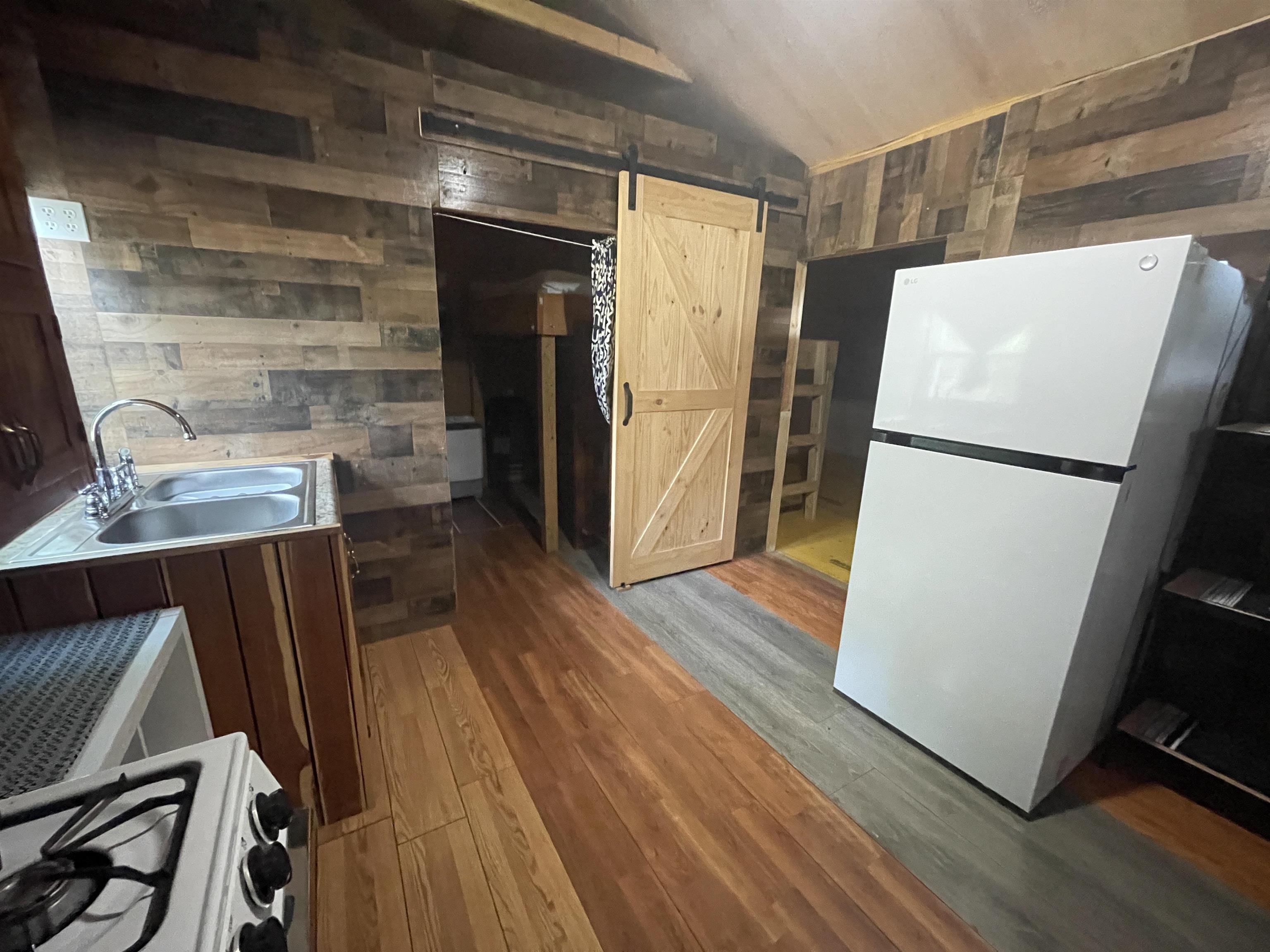 743 The Day  Ash Flat, AR