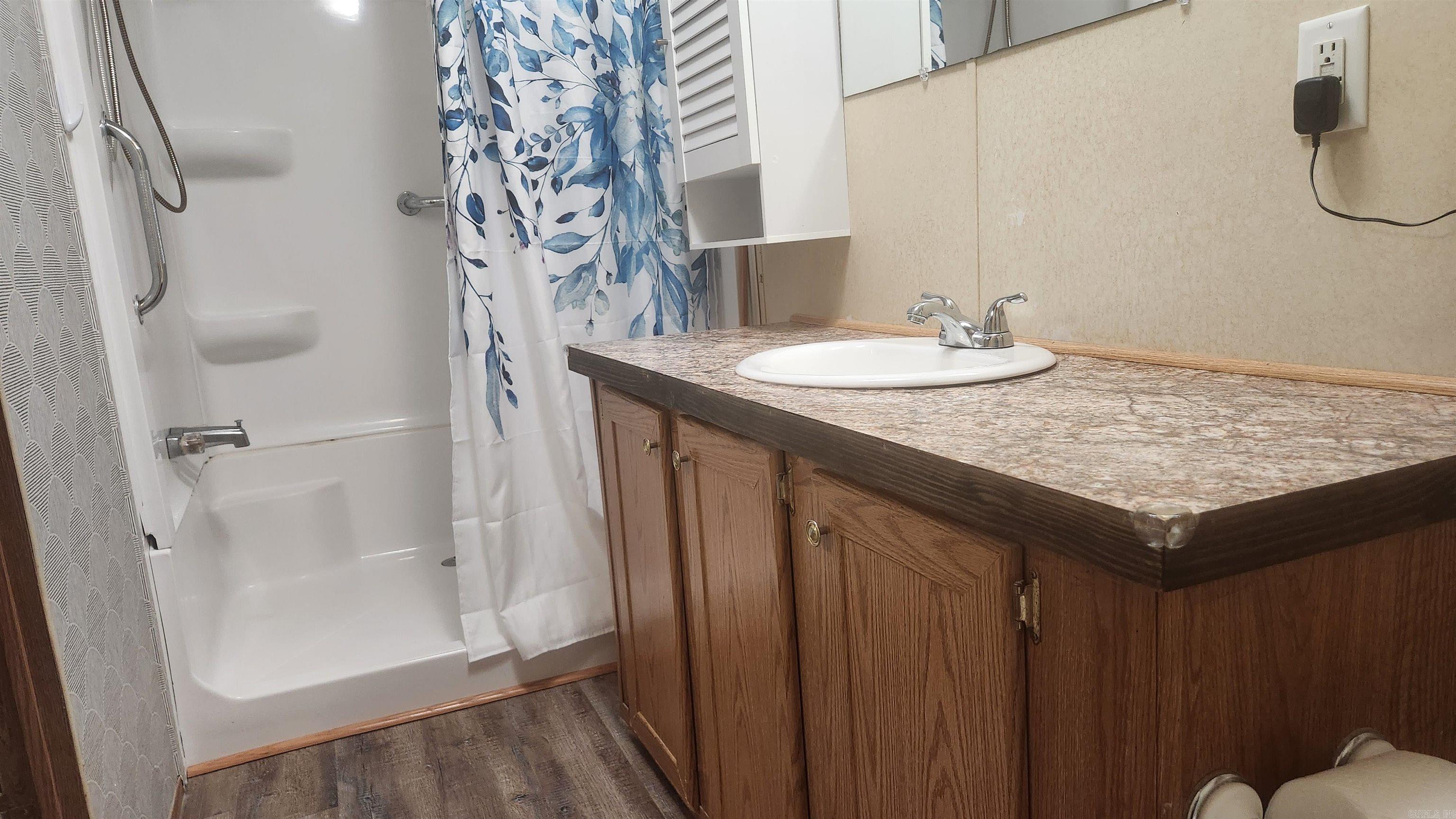 65 Farley Lane  Story, AR