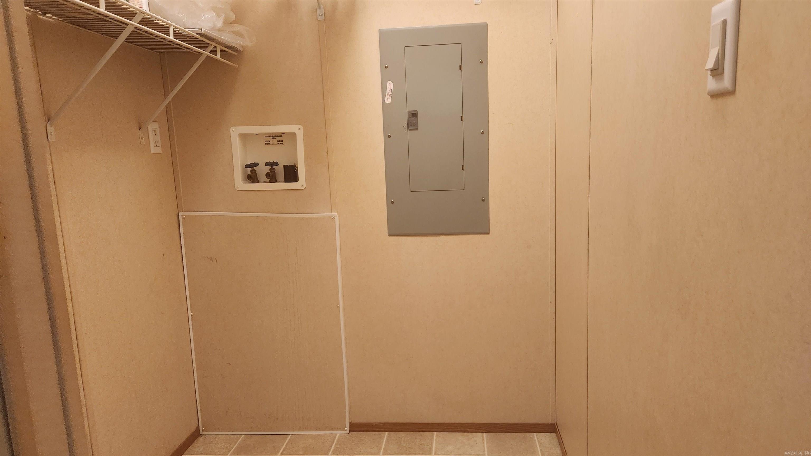 65 Farley Lane  Story, AR