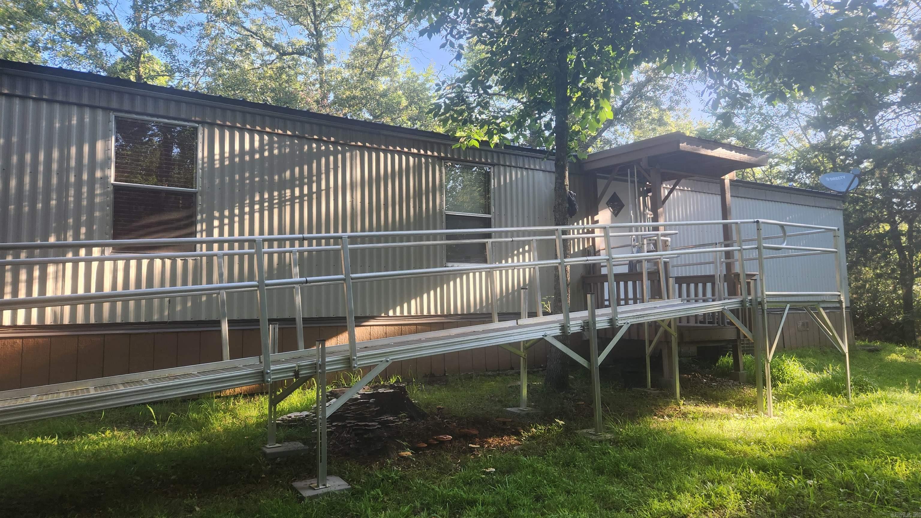 65 Farley Lane  Story, AR