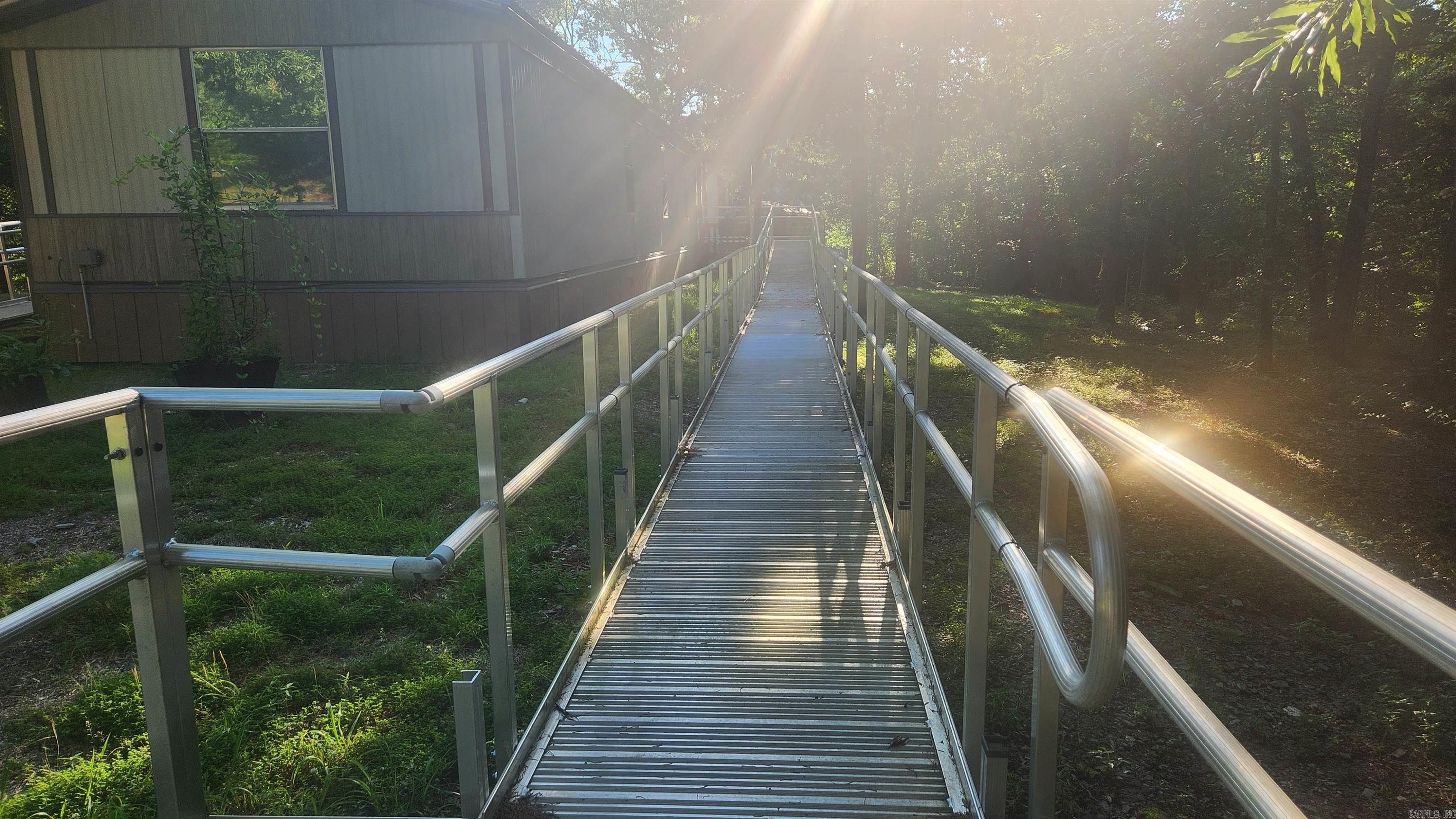 65 Farley Lane  Story, AR