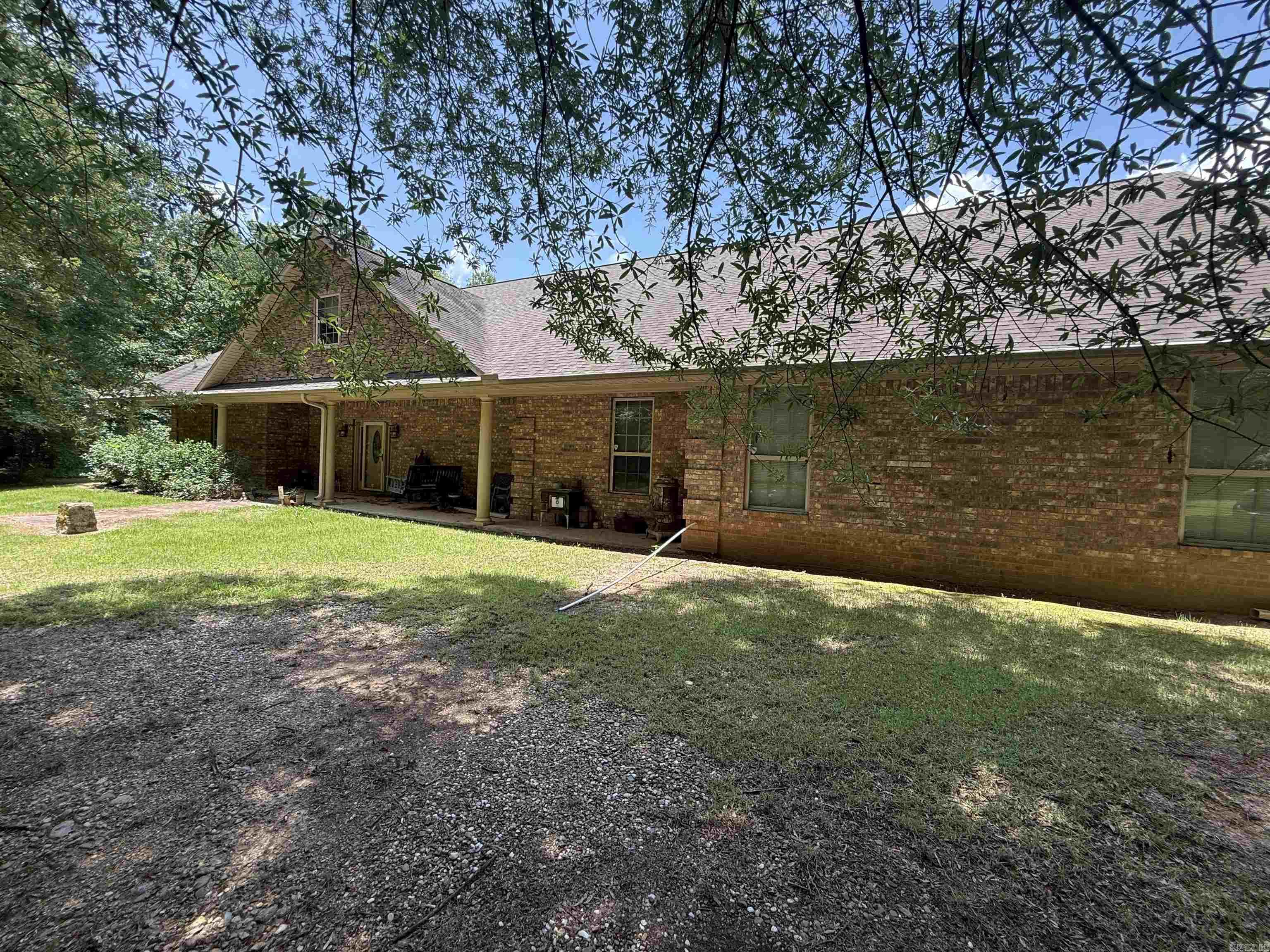 398 Barton Bethel Road Nashville, AR 71852