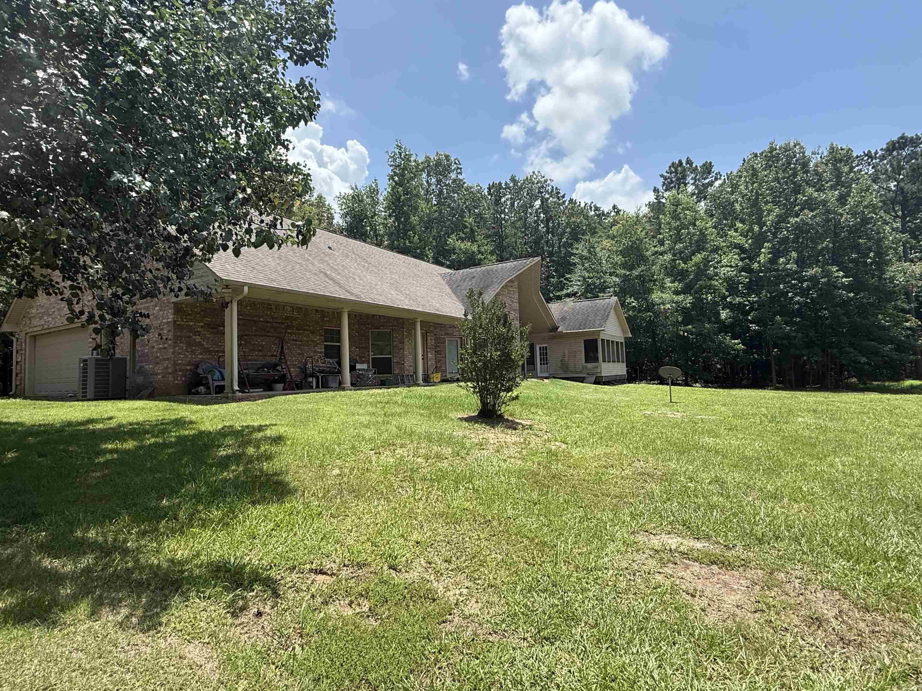 398 Barton Bethel Road Nashville, AR 71852