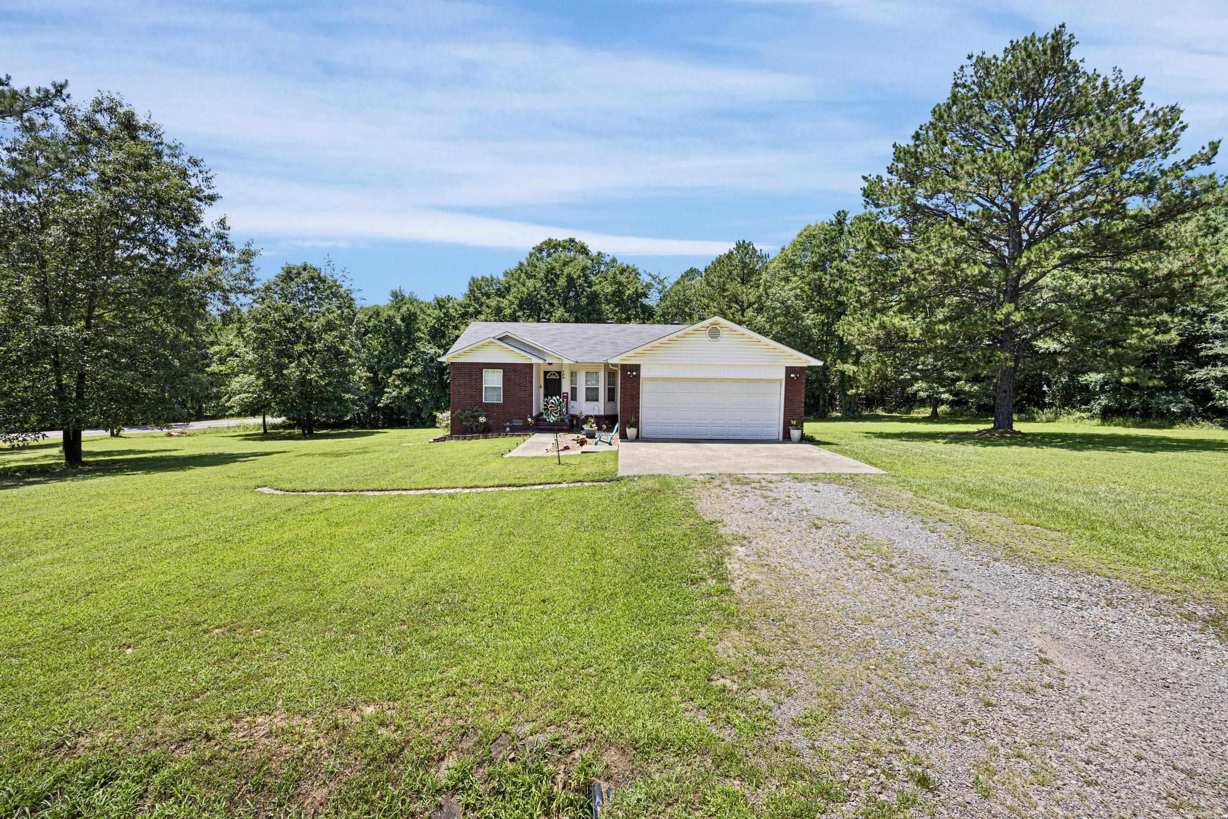 109 Topeka Court Russellville, AR 72802