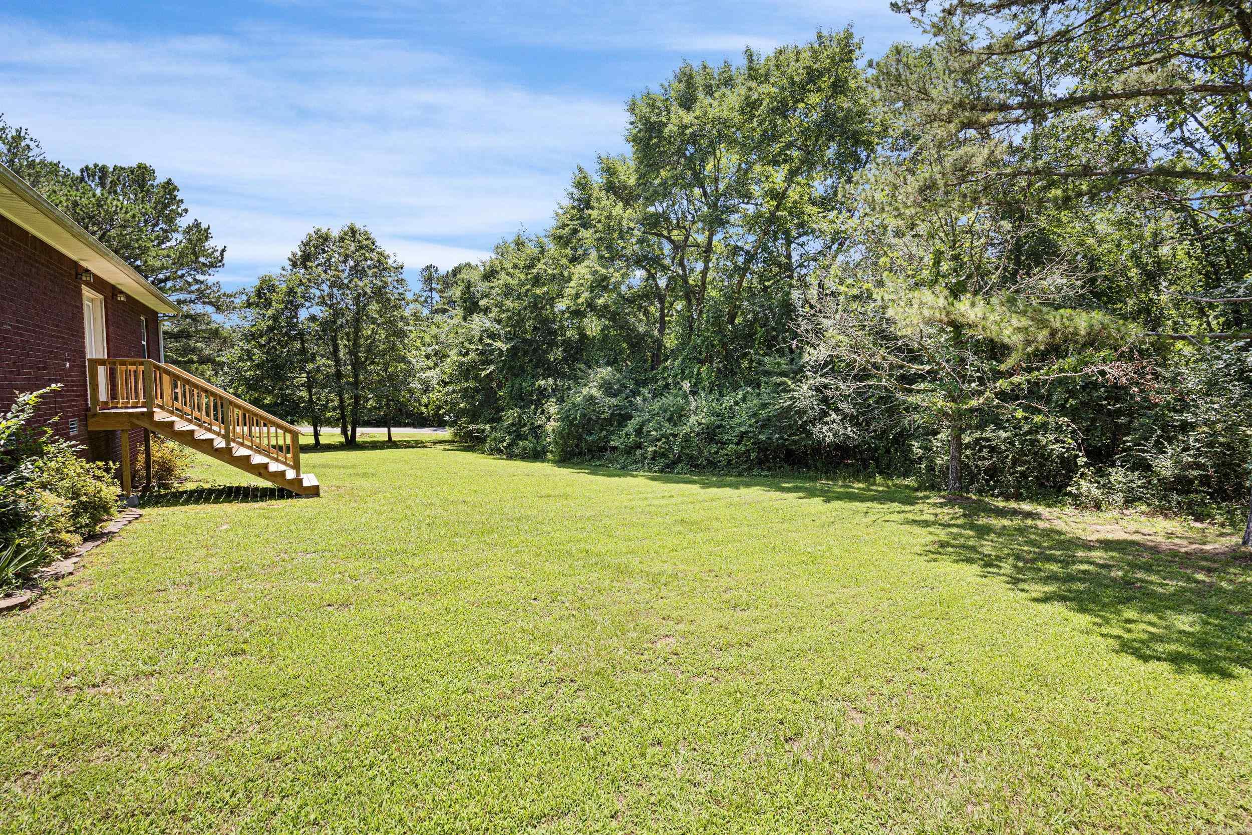 109 Topeka Court Russellville, AR 72802