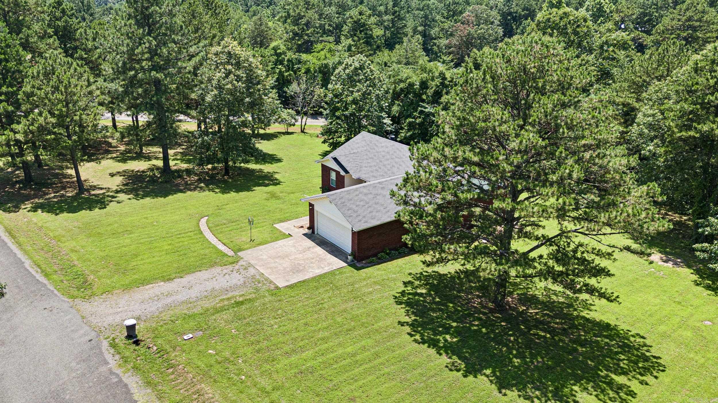 109 Topeka Court Russellville, AR 72802